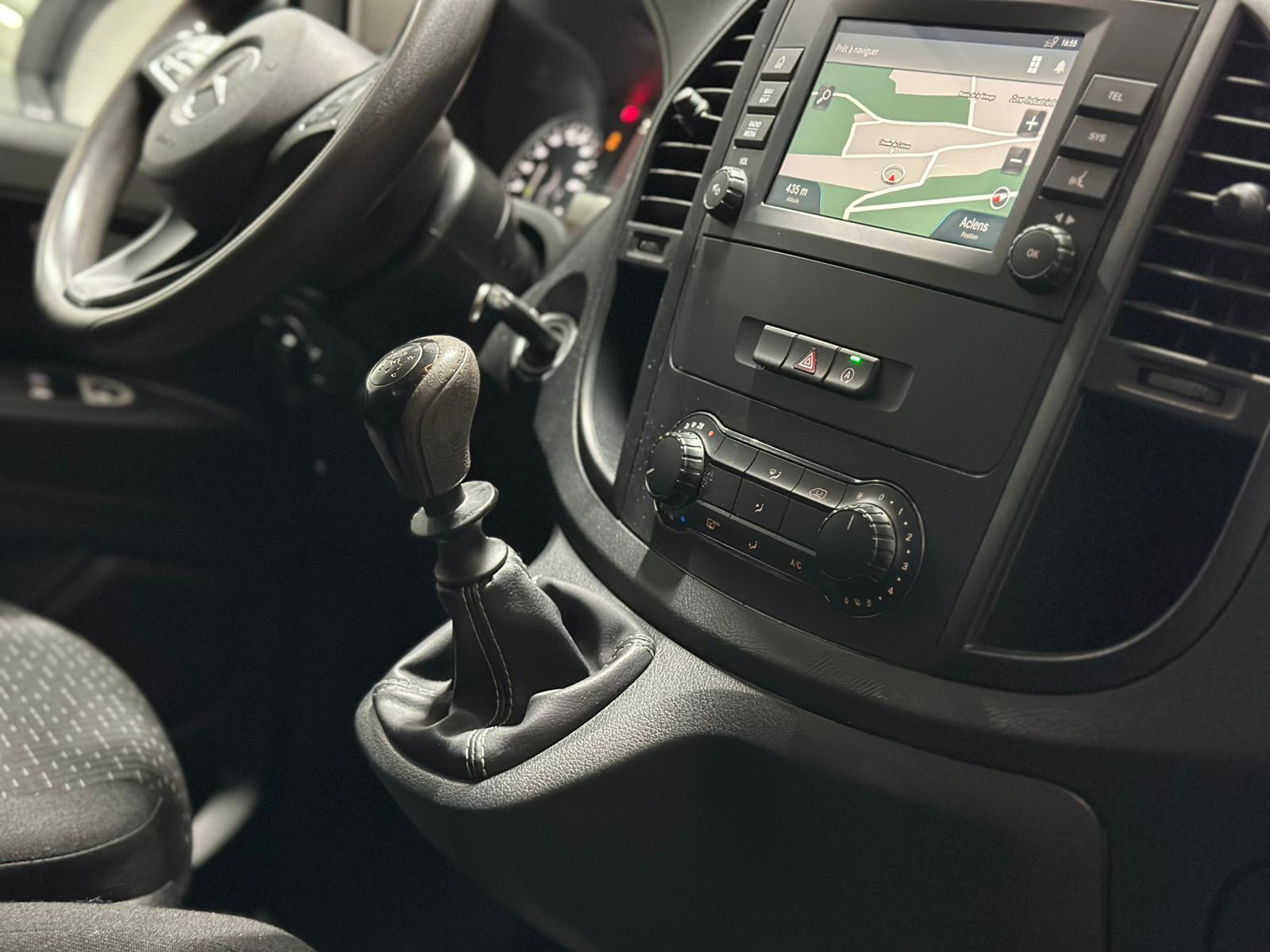 MERCEDES-BENZ Vito 110 CDI Worker Lang FWD-image-14