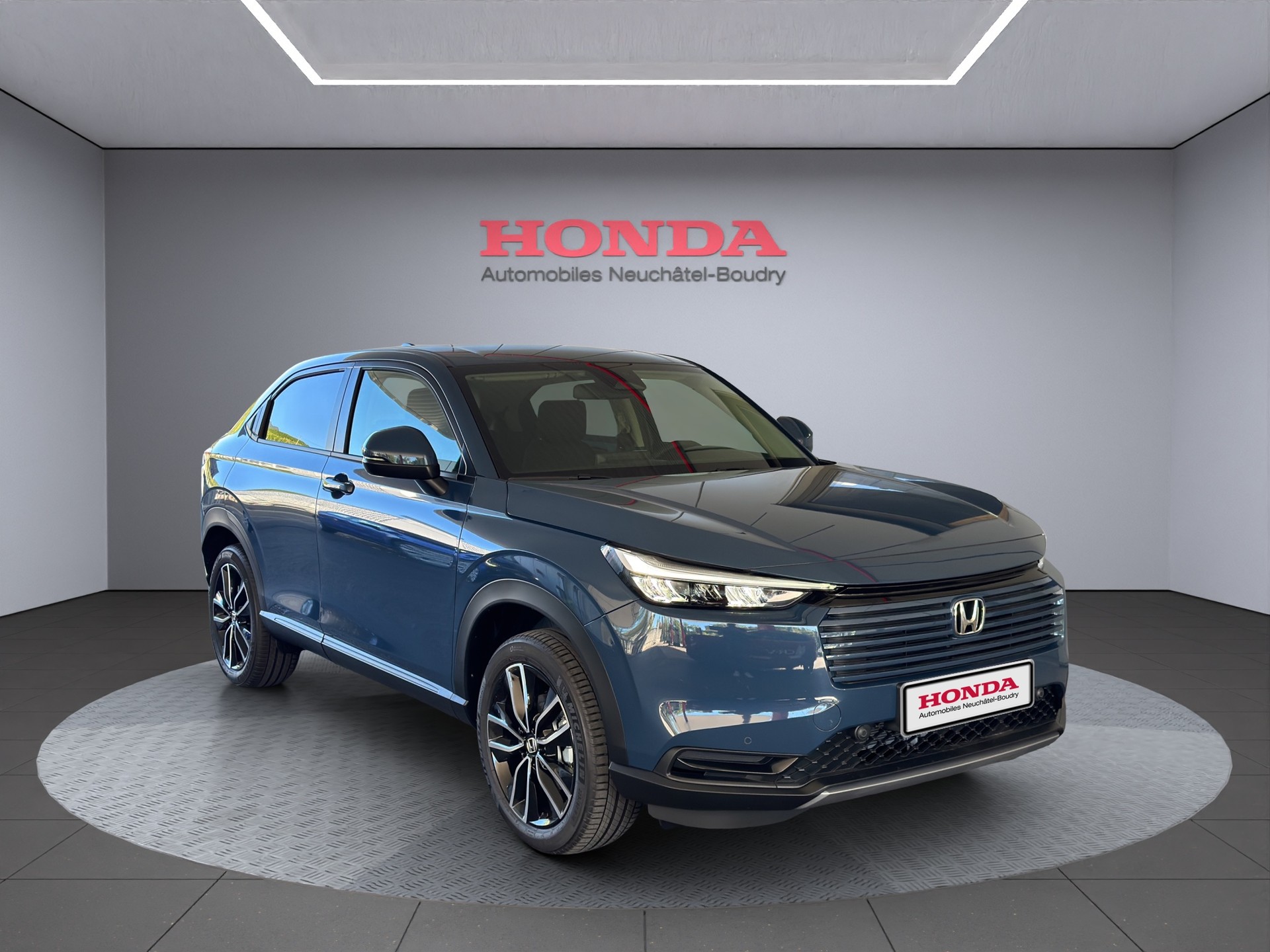 HONDA HR-V 1.5 i-MMD Elegance-showroom-element-2