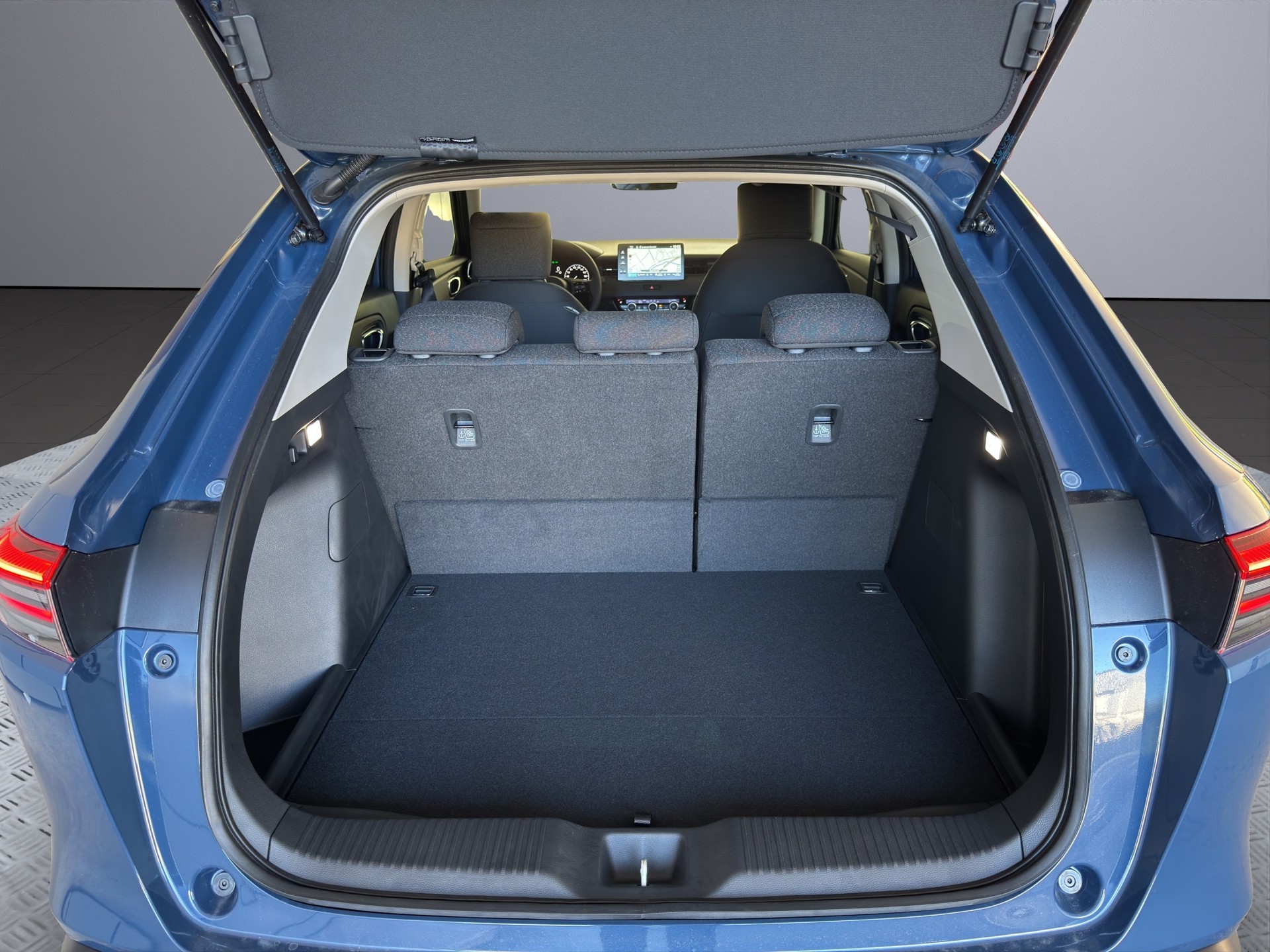 HONDA HR-V 1.5 i-MMD Elegance-image-18