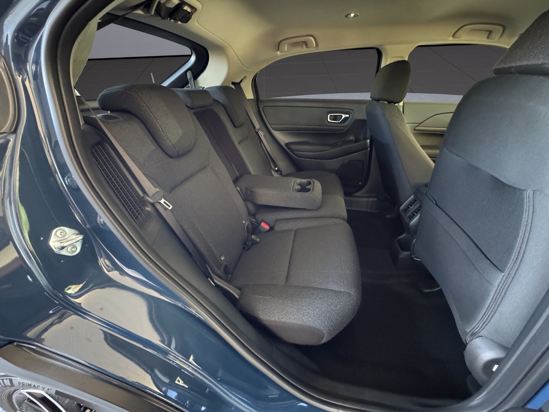 HONDA HR-V 1.5 i-MMD Elegance-image-11