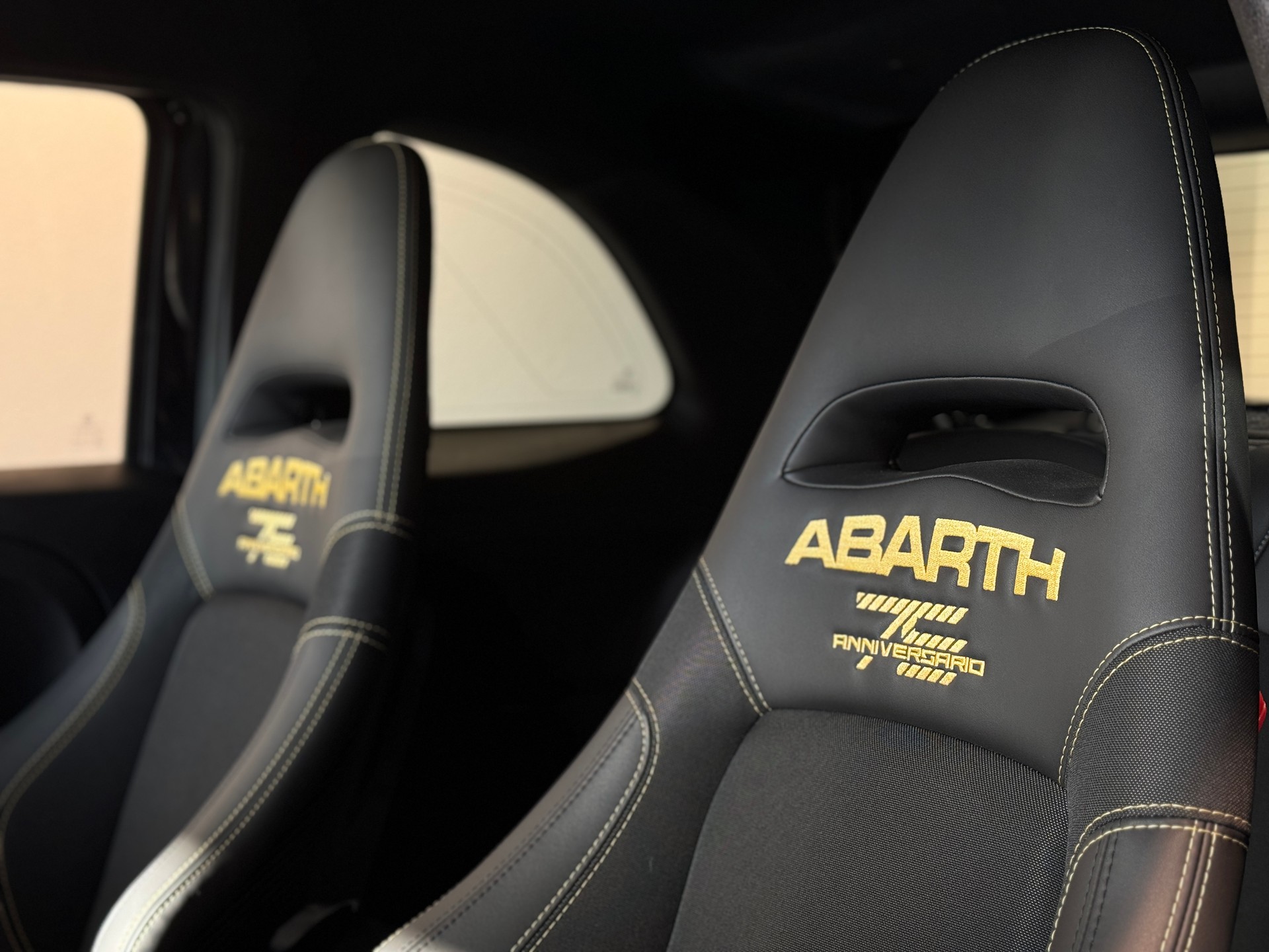 FIAT 695 1.4 16V Turbo Abarth 75 Anniversario 🦂🇮🇹🚀 - FINAL EDITION!-image-13