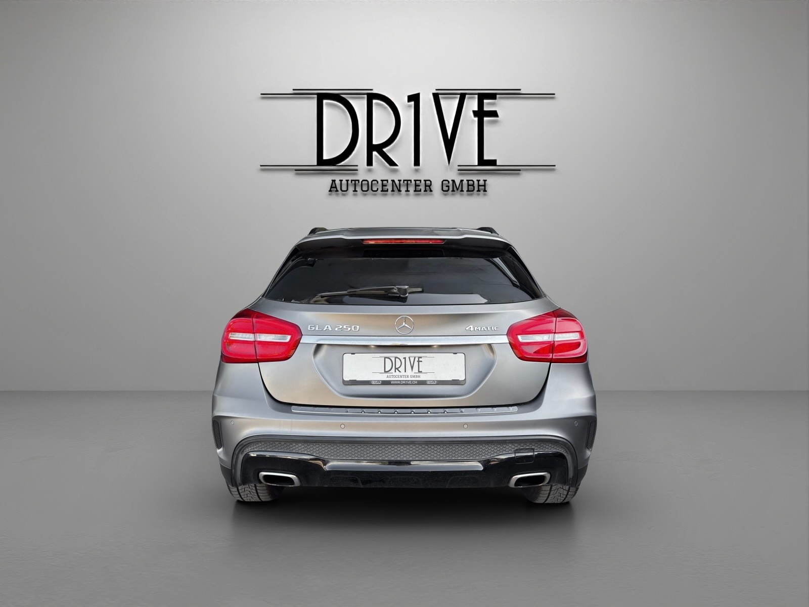 MERCEDES-BENZ GLA 250 AMG Line 4Matic 7G-DCT-image-5