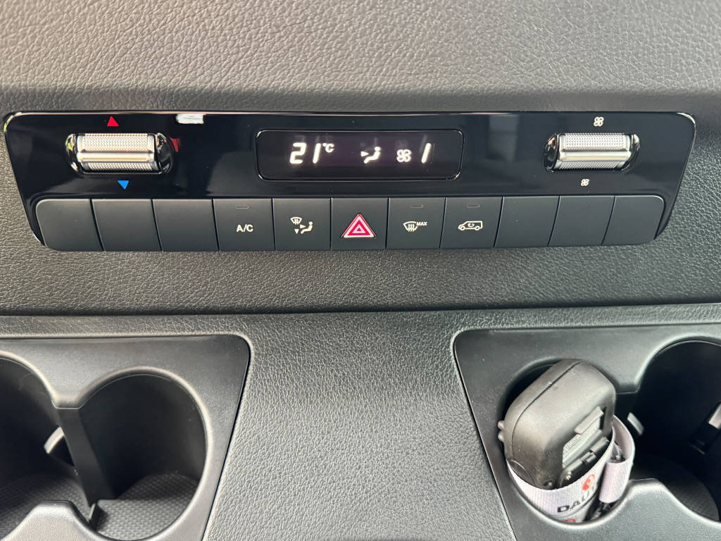 MERCEDES-BENZ Sprinter 317 CDI Pro Aufbau mit Hebebühne 4325 lang-image-11