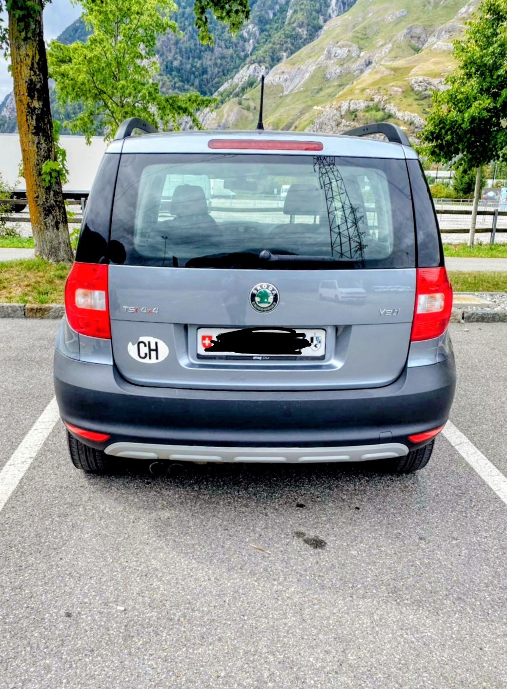 SKODA Yeti 1.8 TSI 4x4-image-2