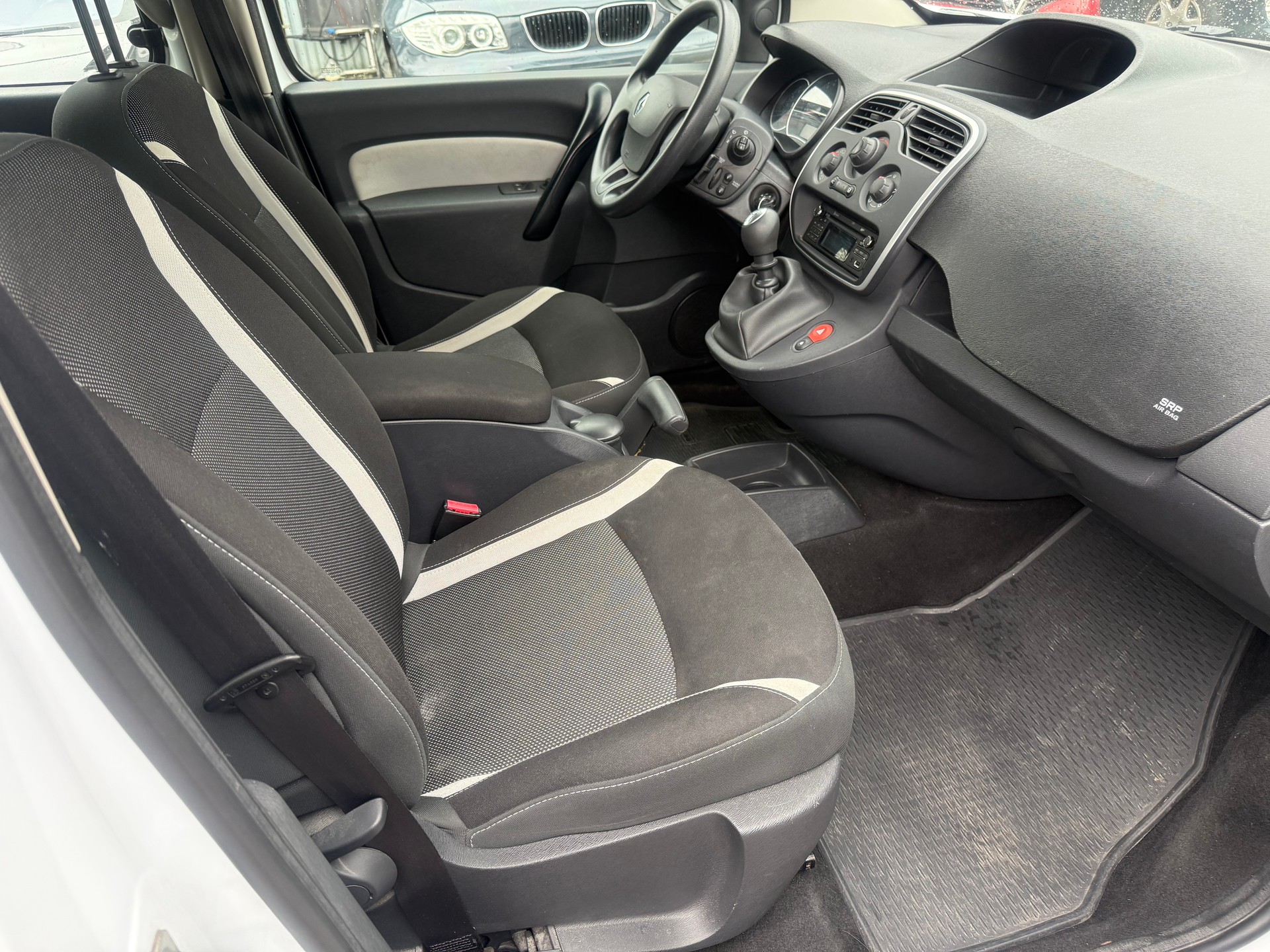 RENAULT Kangoo 1.2 16V Turbo Limited-image-6