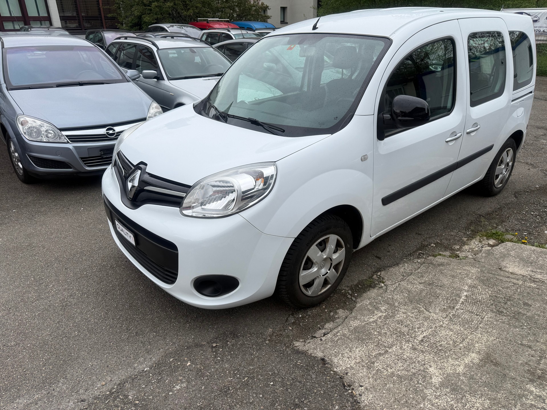 RENAULT Kangoo 1.2 16V Turbo Limited-image-1