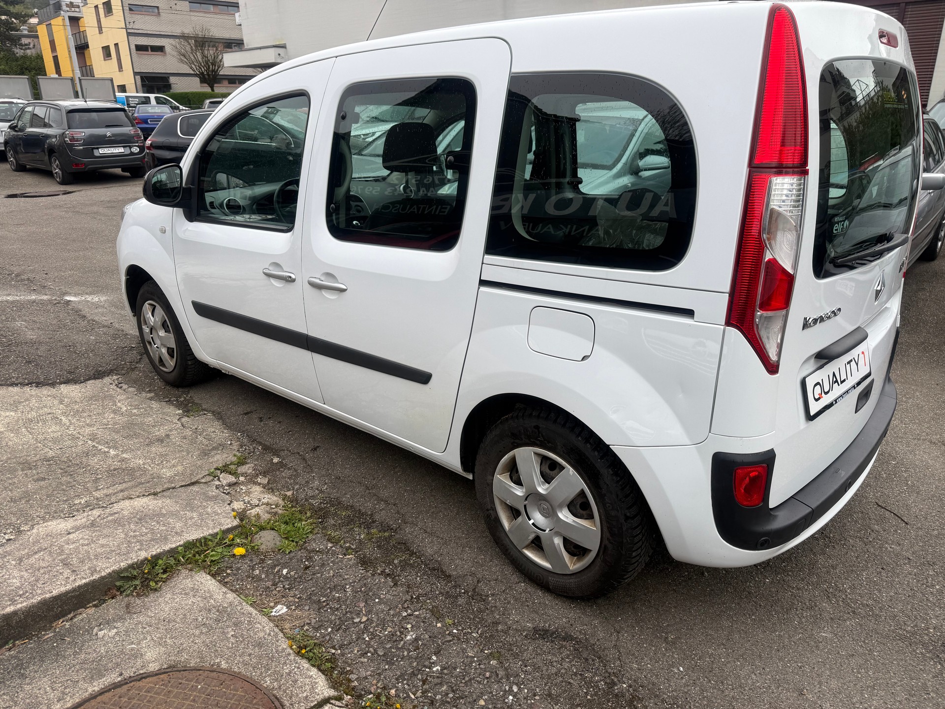 RENAULT Kangoo 1.2 16V Turbo Limited-image-4