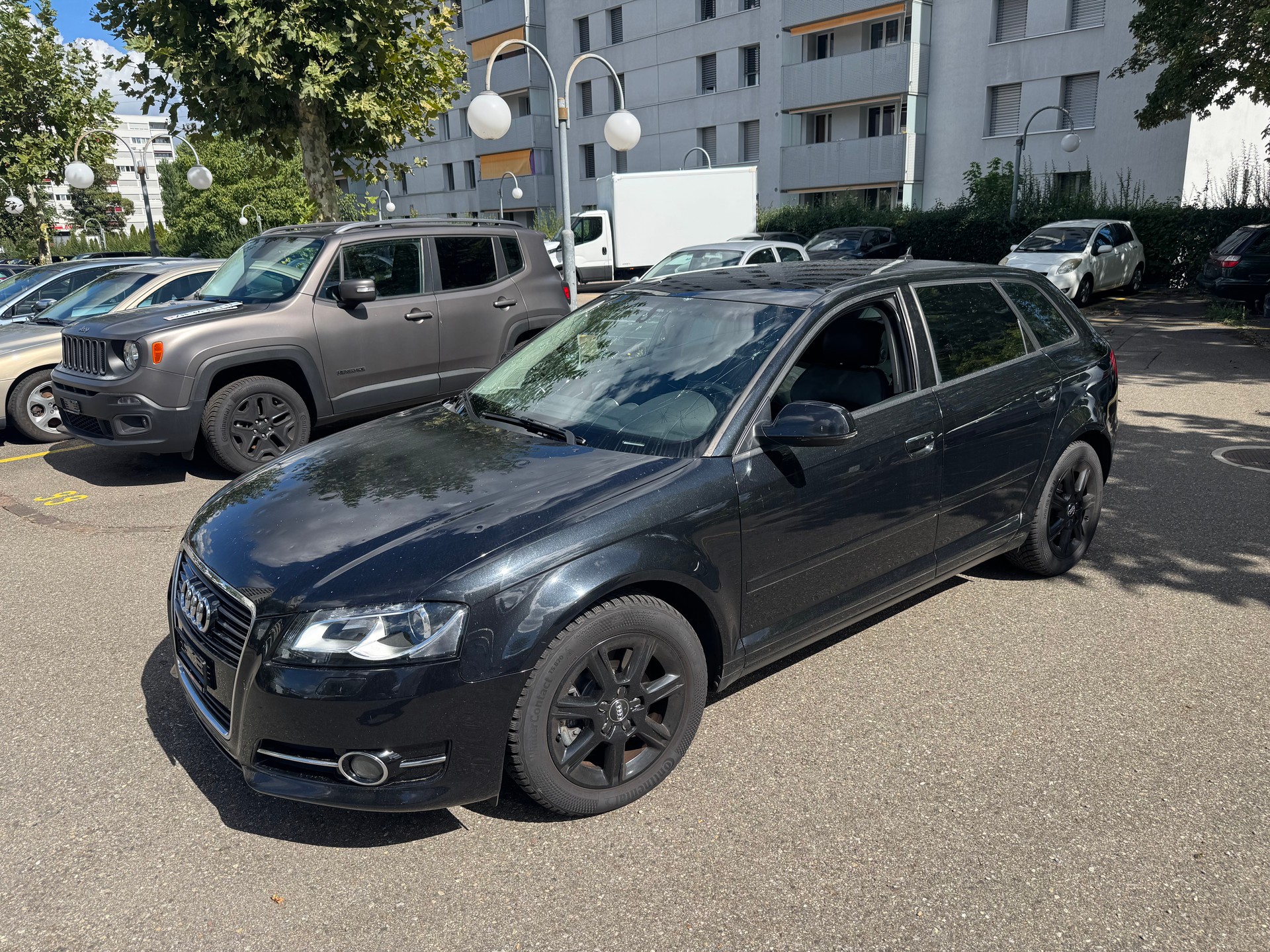 AUDI A3 Sportback 2.0 TFSI Ambition quattro S-tronic-image-0