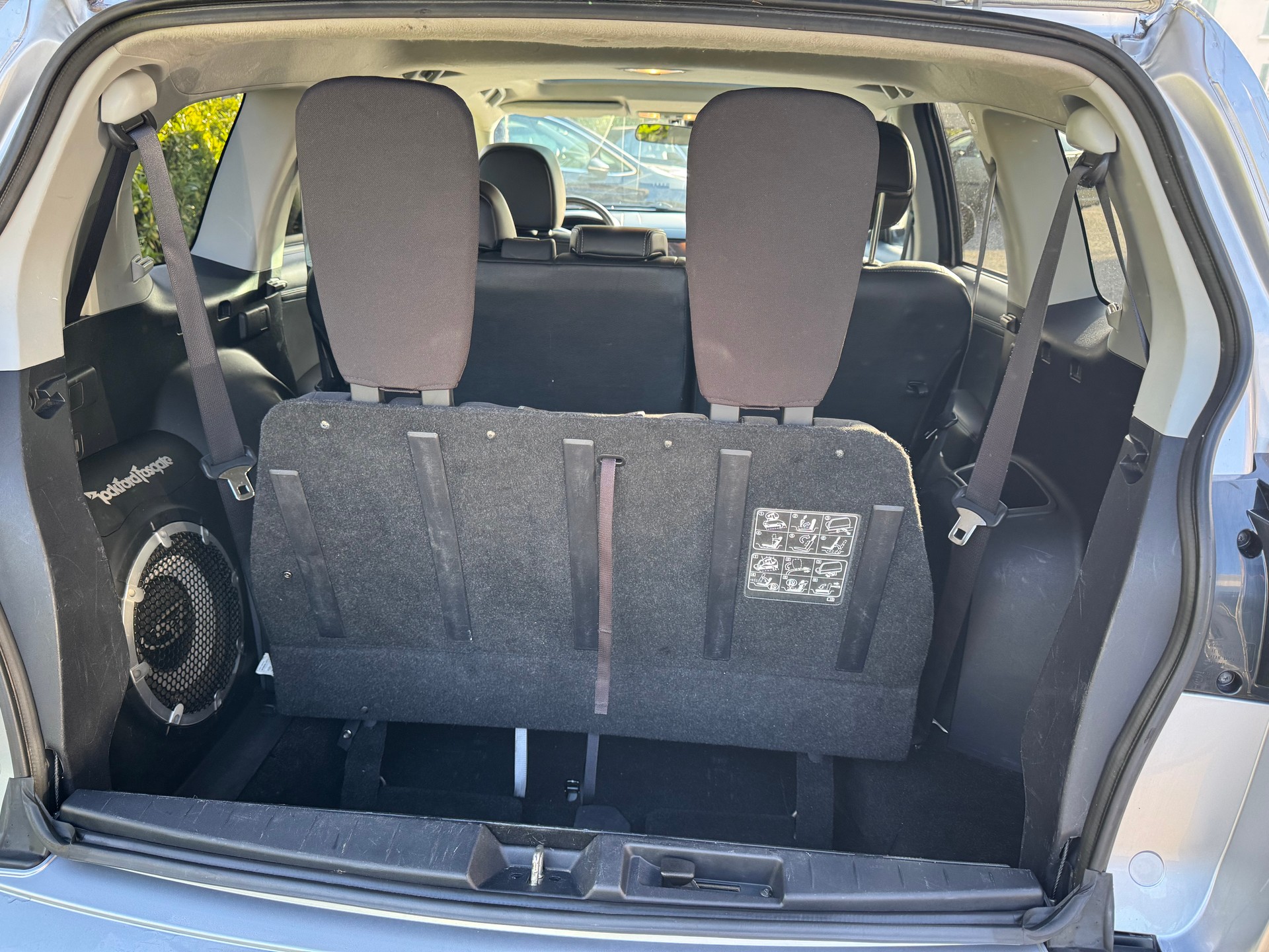 MITSUBISHI Outlander 2.4 Navigator 4WD CVT-image-8