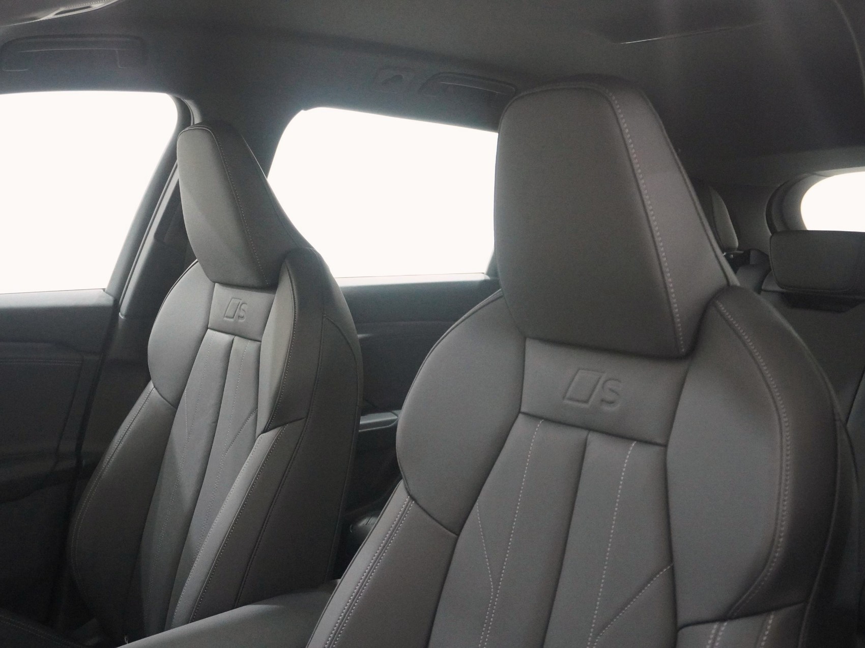 AUDI SQ6 e-tron quattro S line-image-6