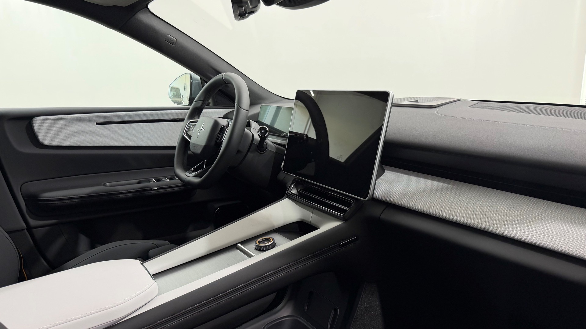 POLESTAR 4 Long Range Dual Motor Prime-image-3