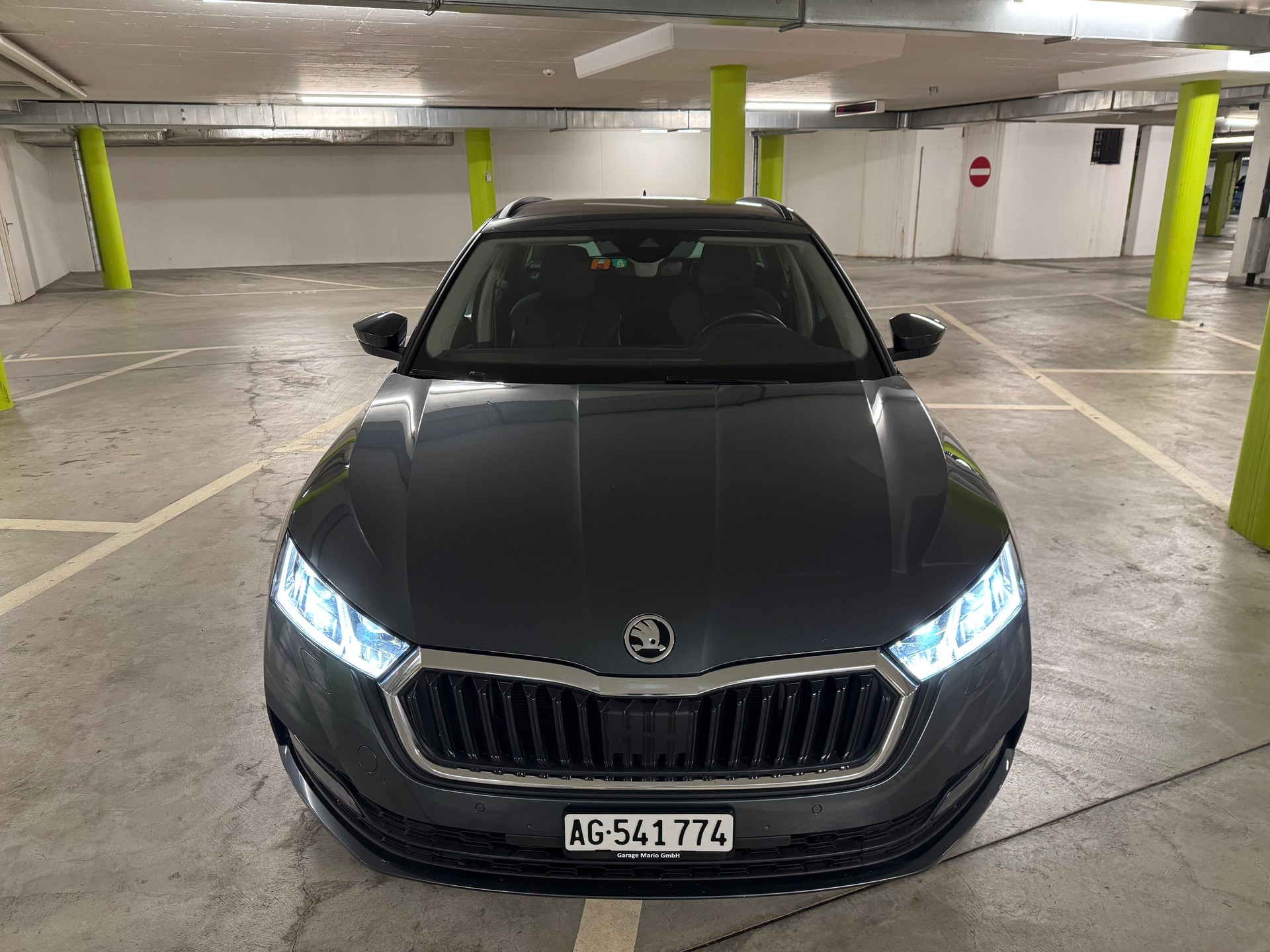 SKODA 2.0 TDI Ambition 4x4 DSG-image-0