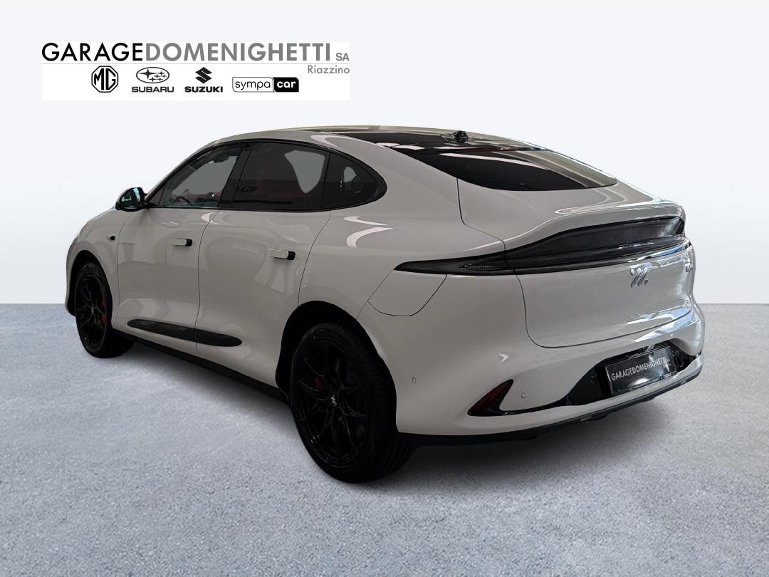 MG IM6 100 kWh Performance 4WD-image-2