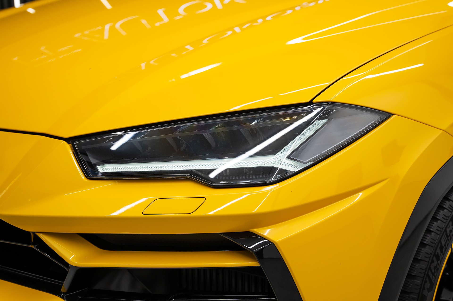 LAMBORGHINI Urus E-Gear Pearl Capsule / CH-FAHRZEUG-image-5