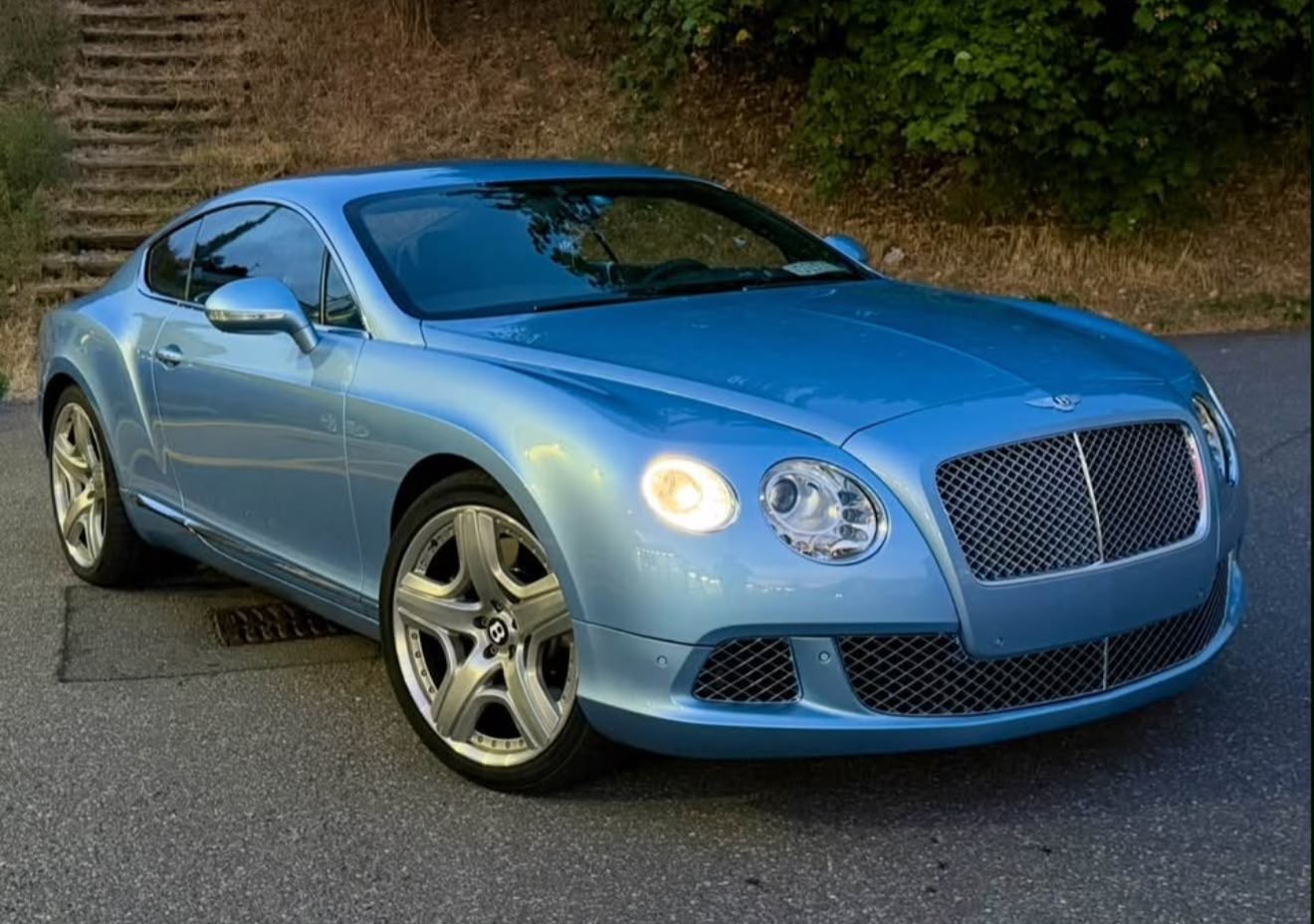 BENTLEY Continental GT 6.0 W12-image-6