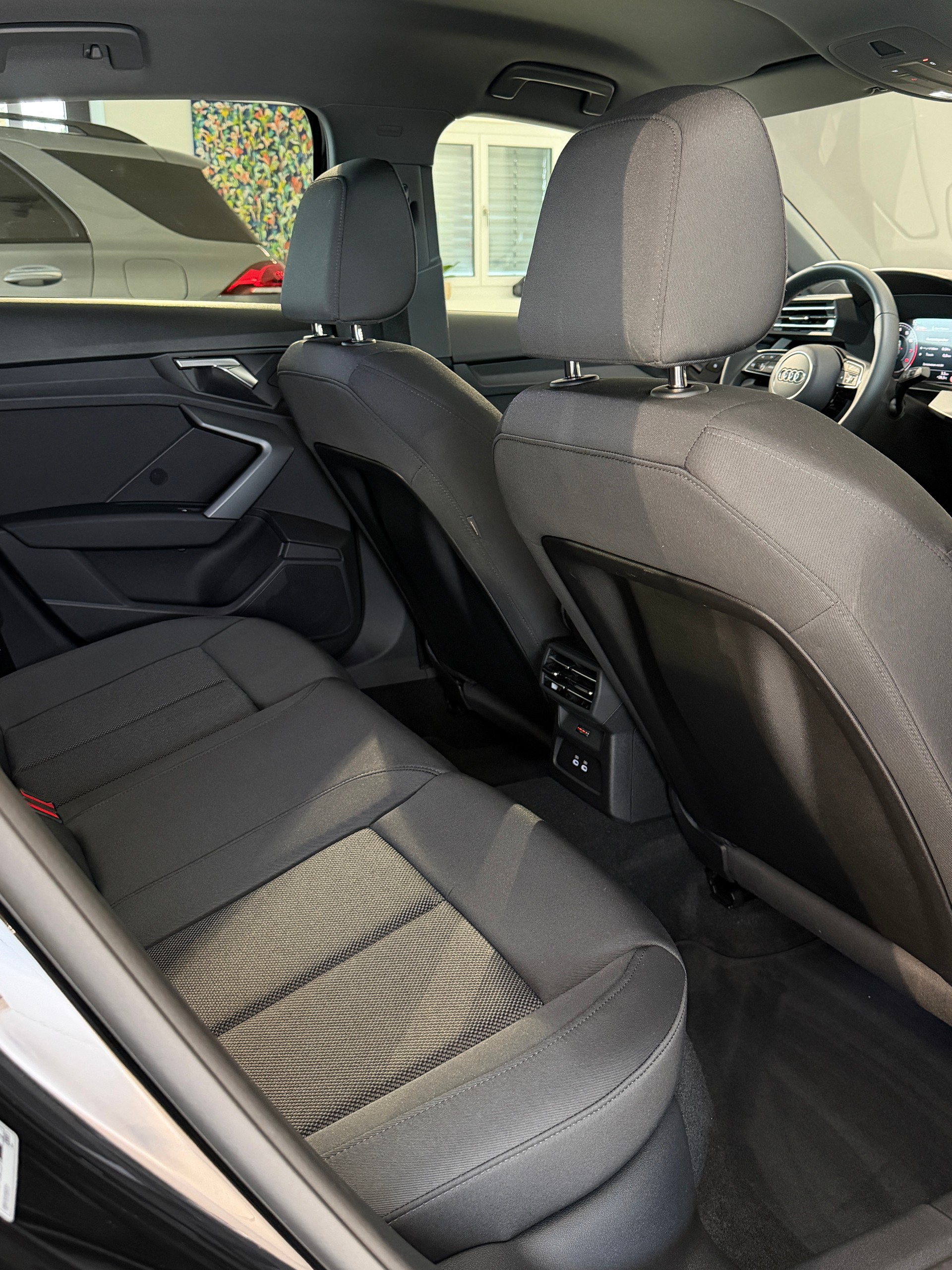 AUDI A3 Sportback TFSI 110 kW Attraction S tronic-image-14