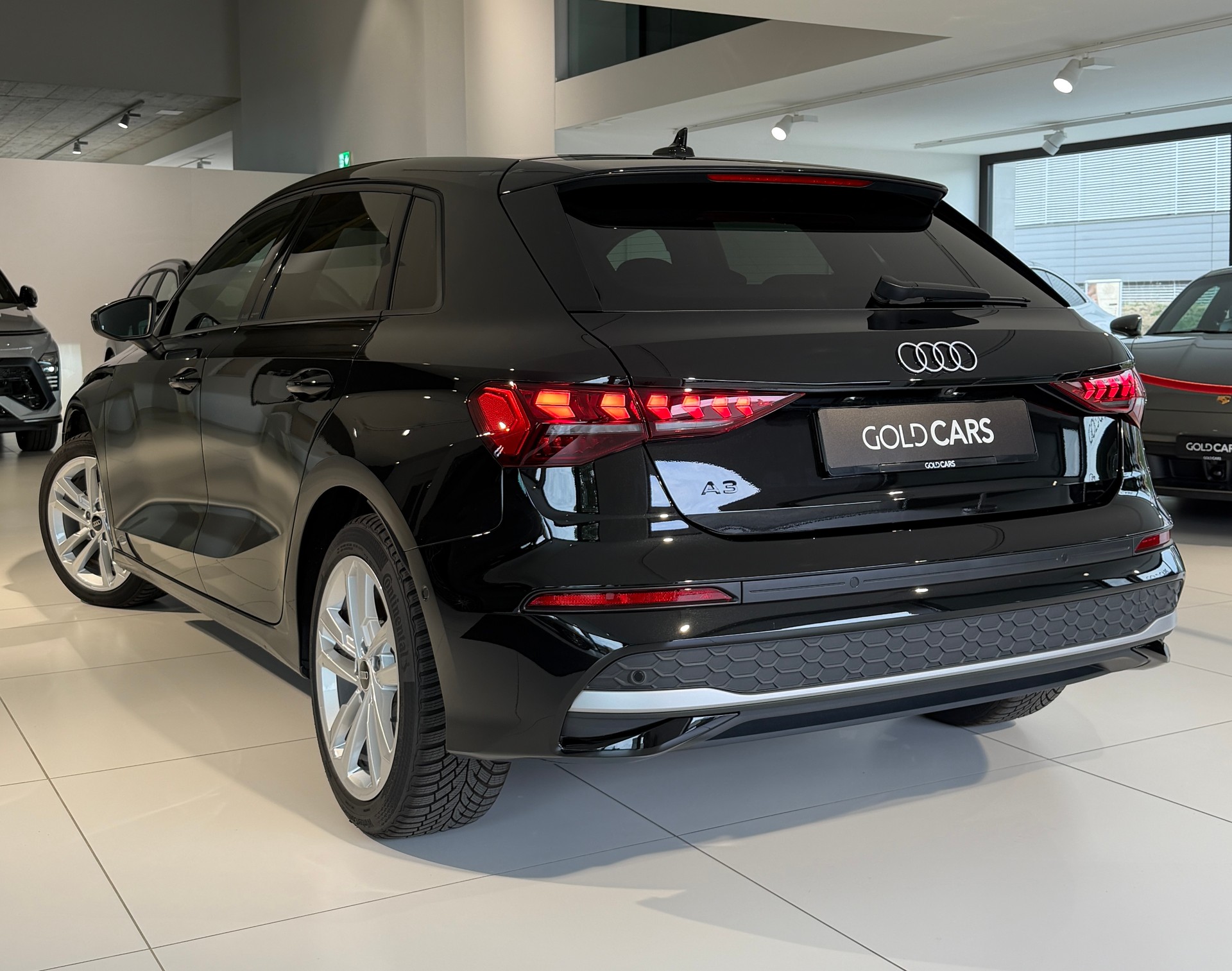 AUDI A3 Sportback TFSI 110 kW Attraction S tronic-image-6