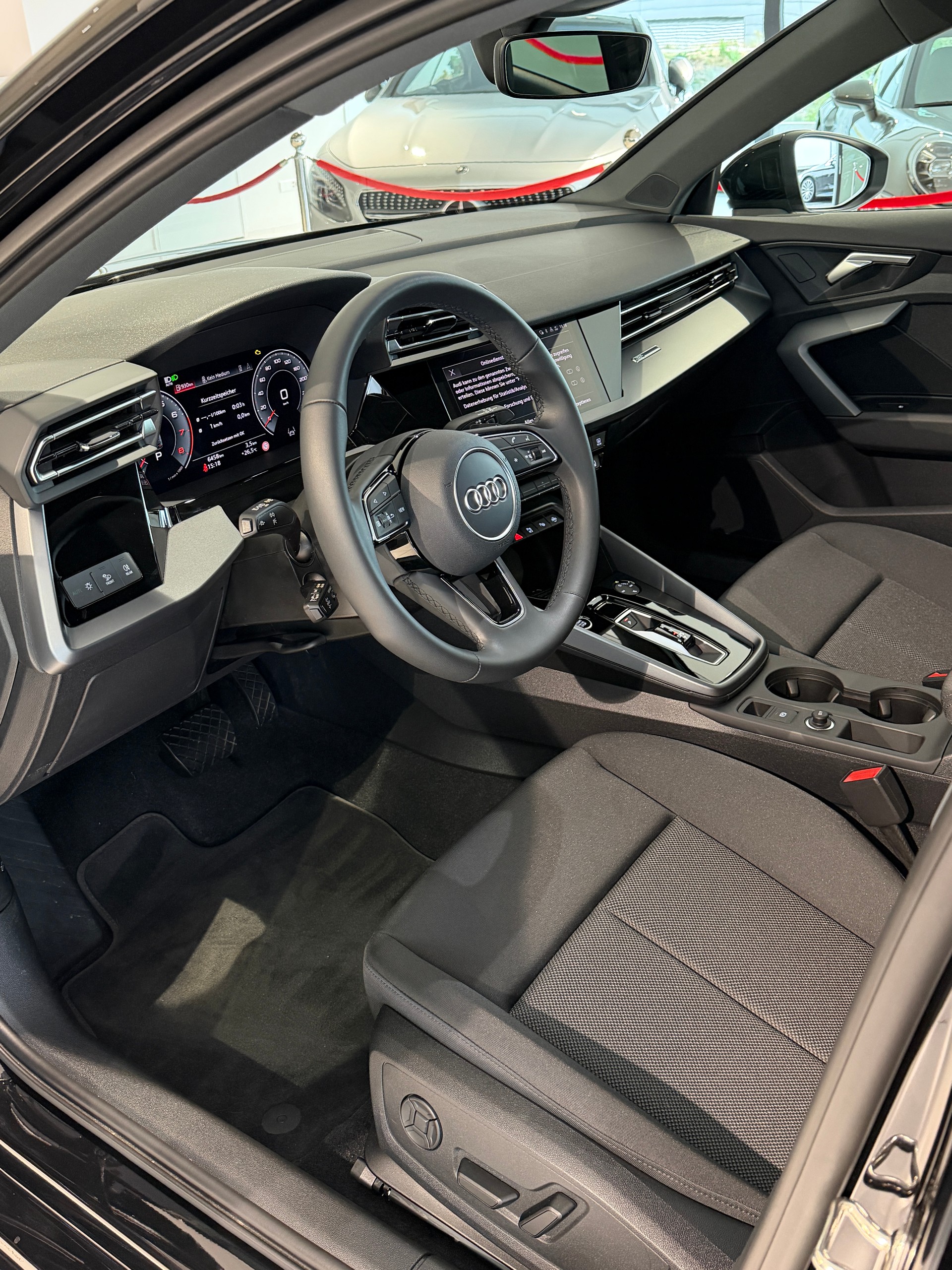 AUDI A3 Sportback TFSI 110 kW Attraction S tronic-image-9