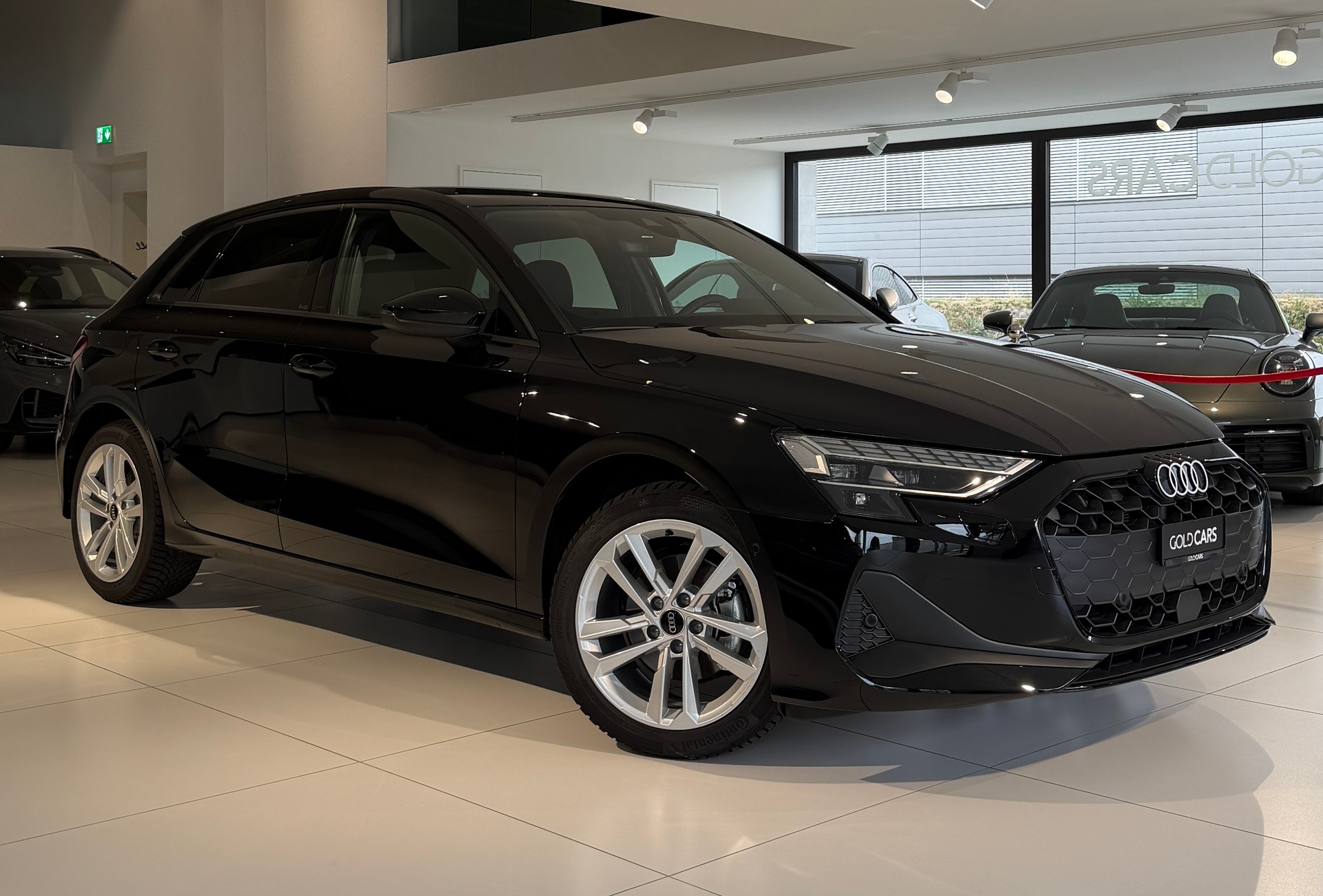 AUDI A3 Sportback TFSI 110 kW Attraction S tronic-image-2