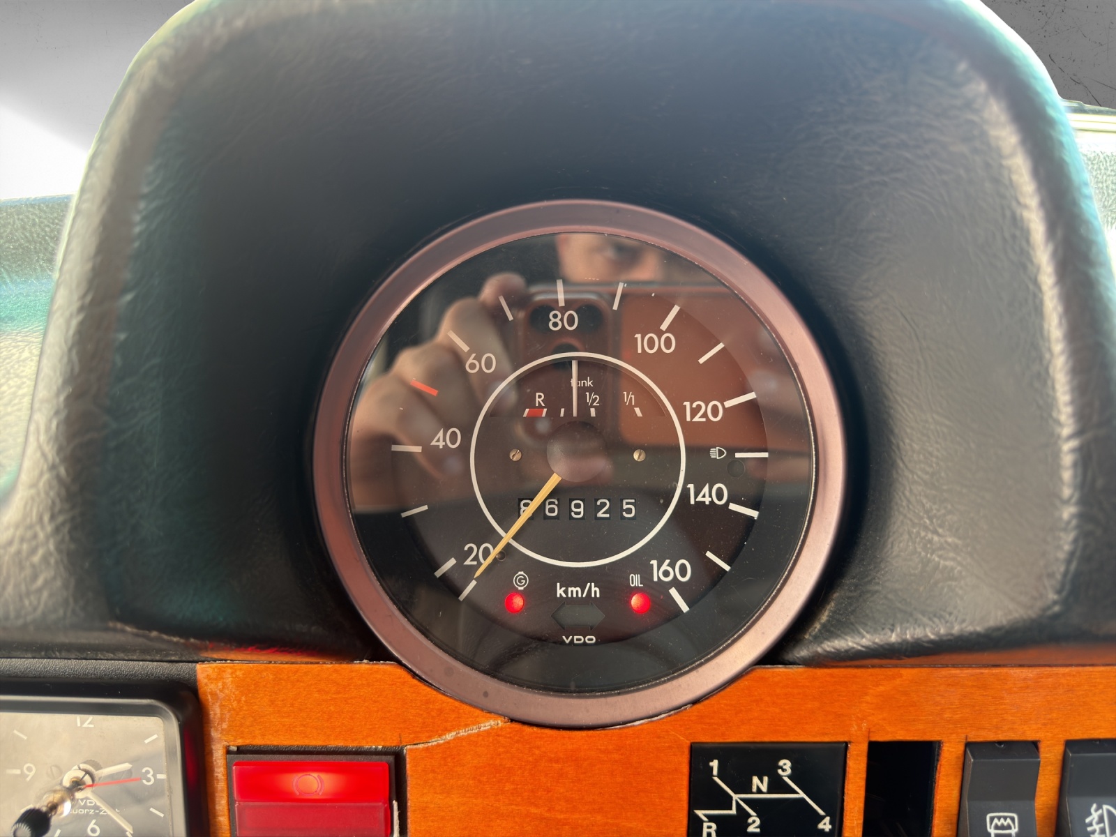 VW 15-1303-image-10