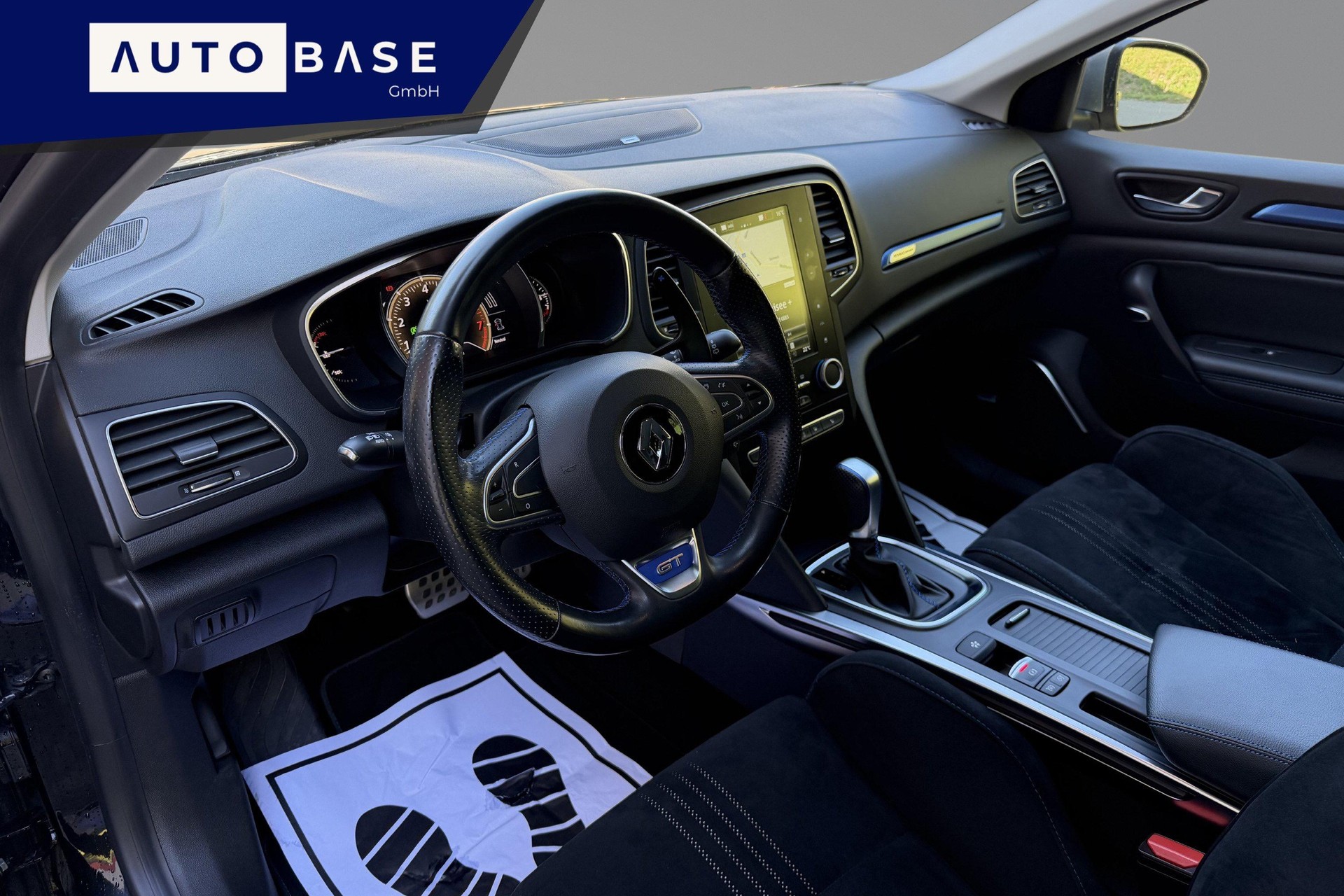 RENAULT Mégane 1.6 16V Turbo GT EDC *CH Fahrzeug*-image-9