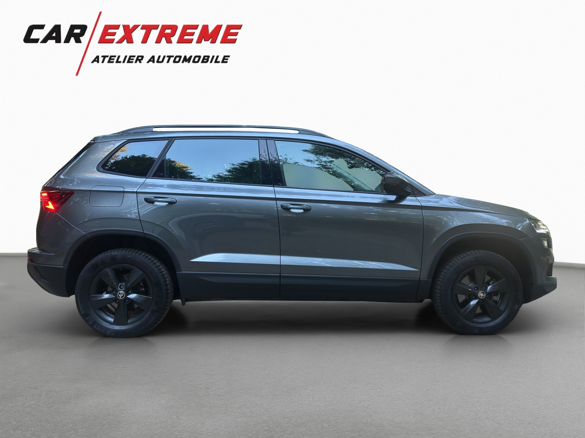 SKODA Karoq 1.5 TSI Dynamic DSG-image-3