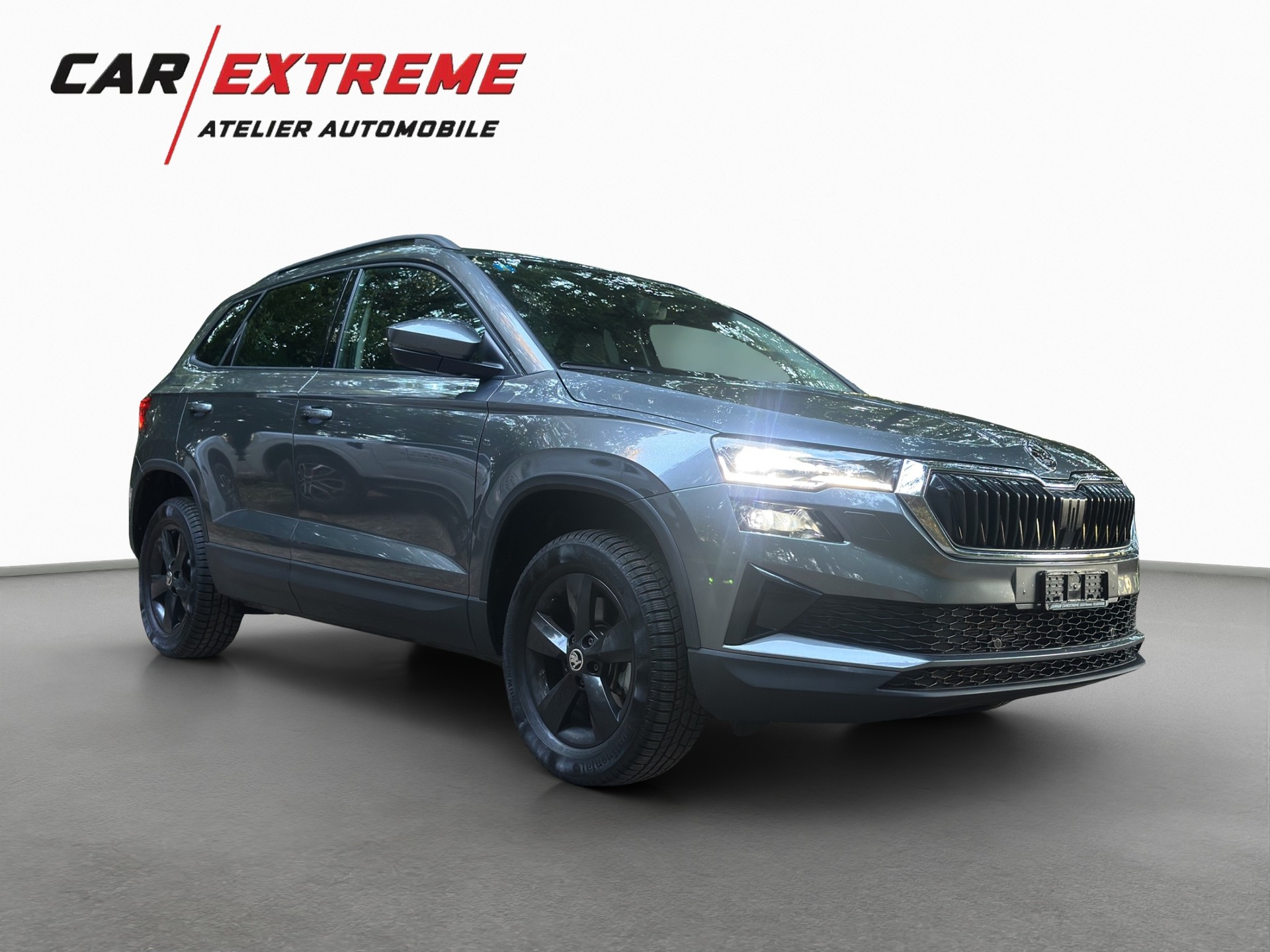 SKODA Karoq 1.5 TSI Dynamic DSG-image-1