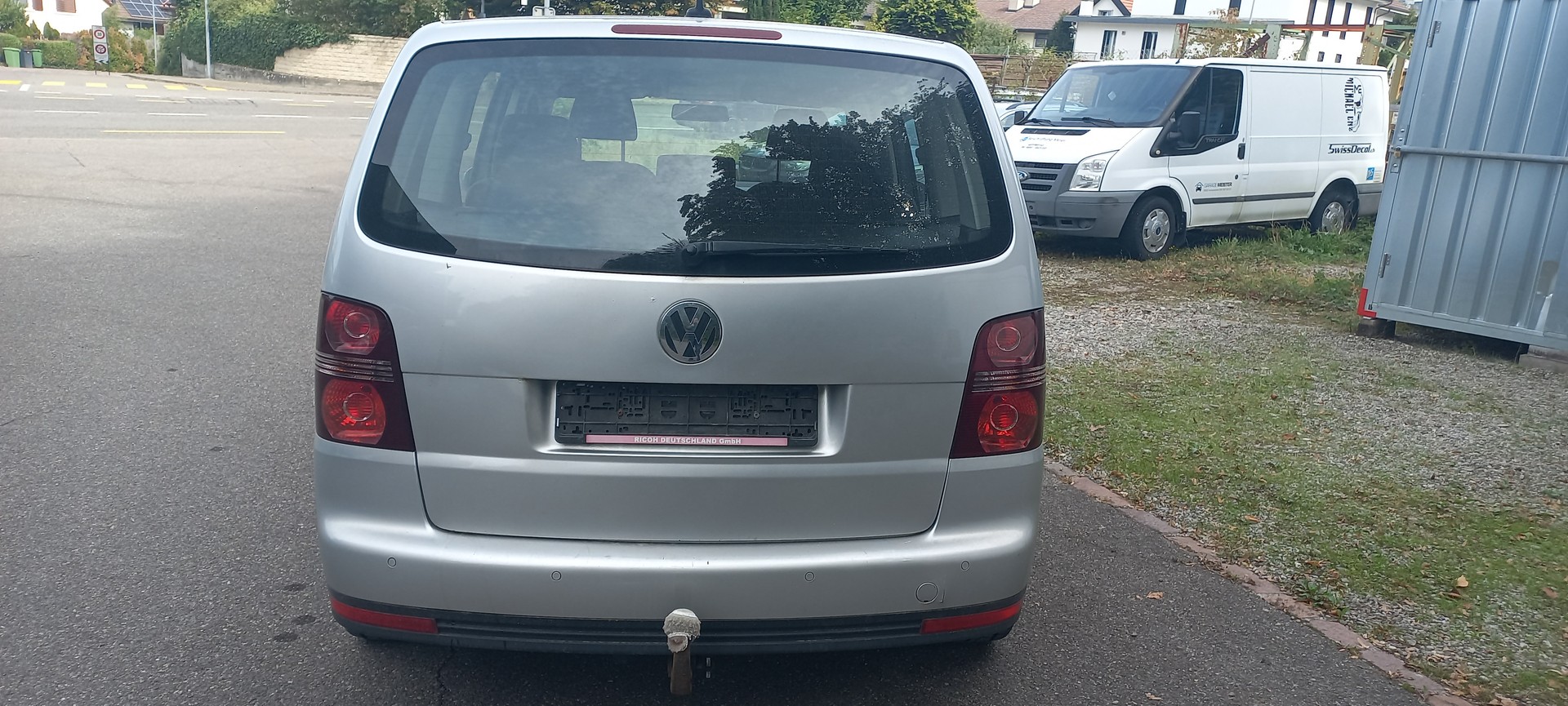 VW Touran 1.9 TDI Conceptline-image-1