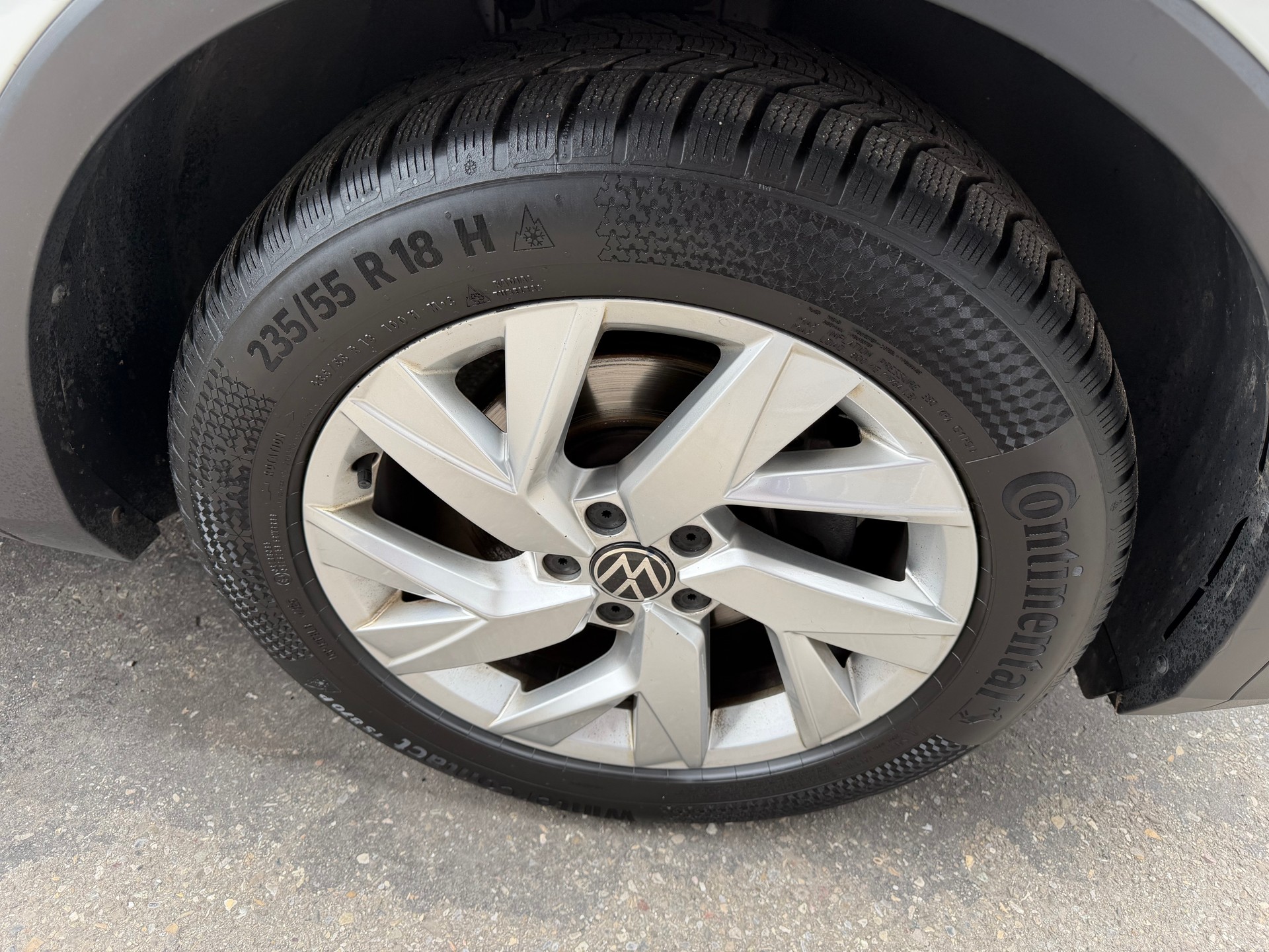 VW Tiguan 2.0 TDI SCR Life 4Motion DSG-image-12