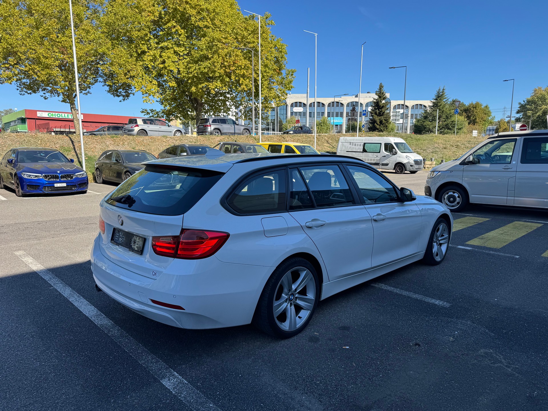 BMW 316d Touring Business Steptronic-image-11