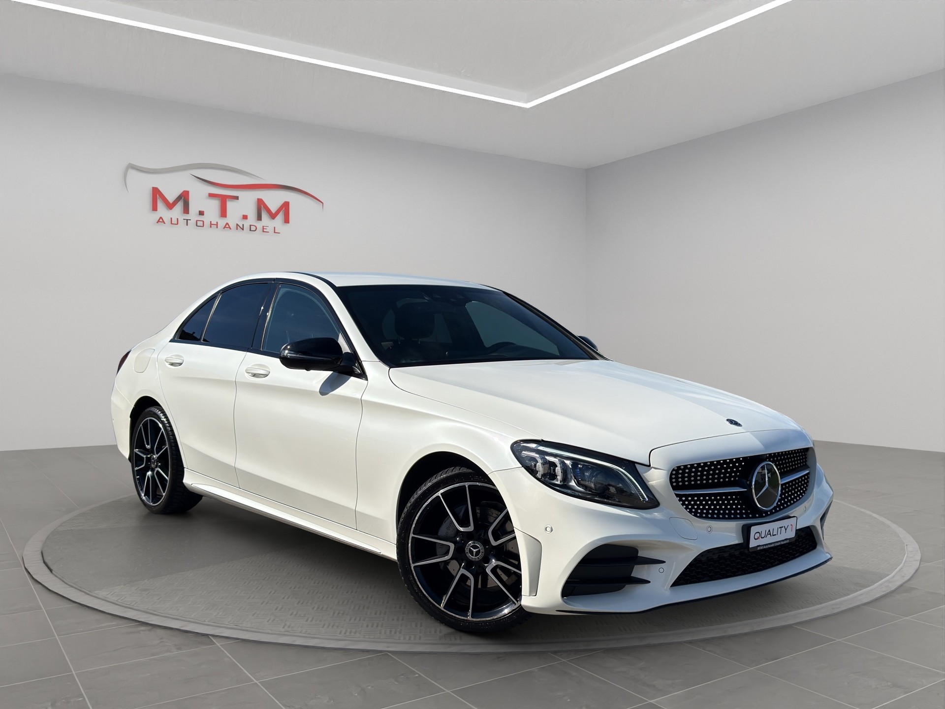 MERCEDES-BENZ C 200 Swiss Star AMG Line 4Matic 9G-Tronic-image-0