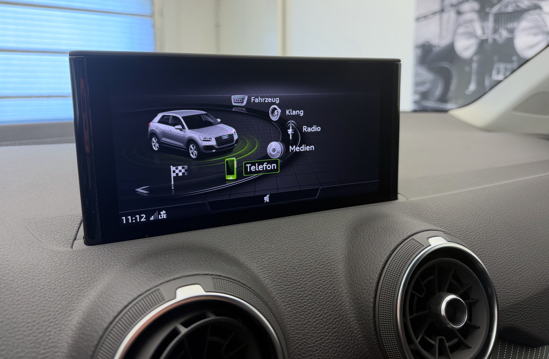 AUDI Q2 40 TFSI advanced Attraction quattro S-tronic-image-13