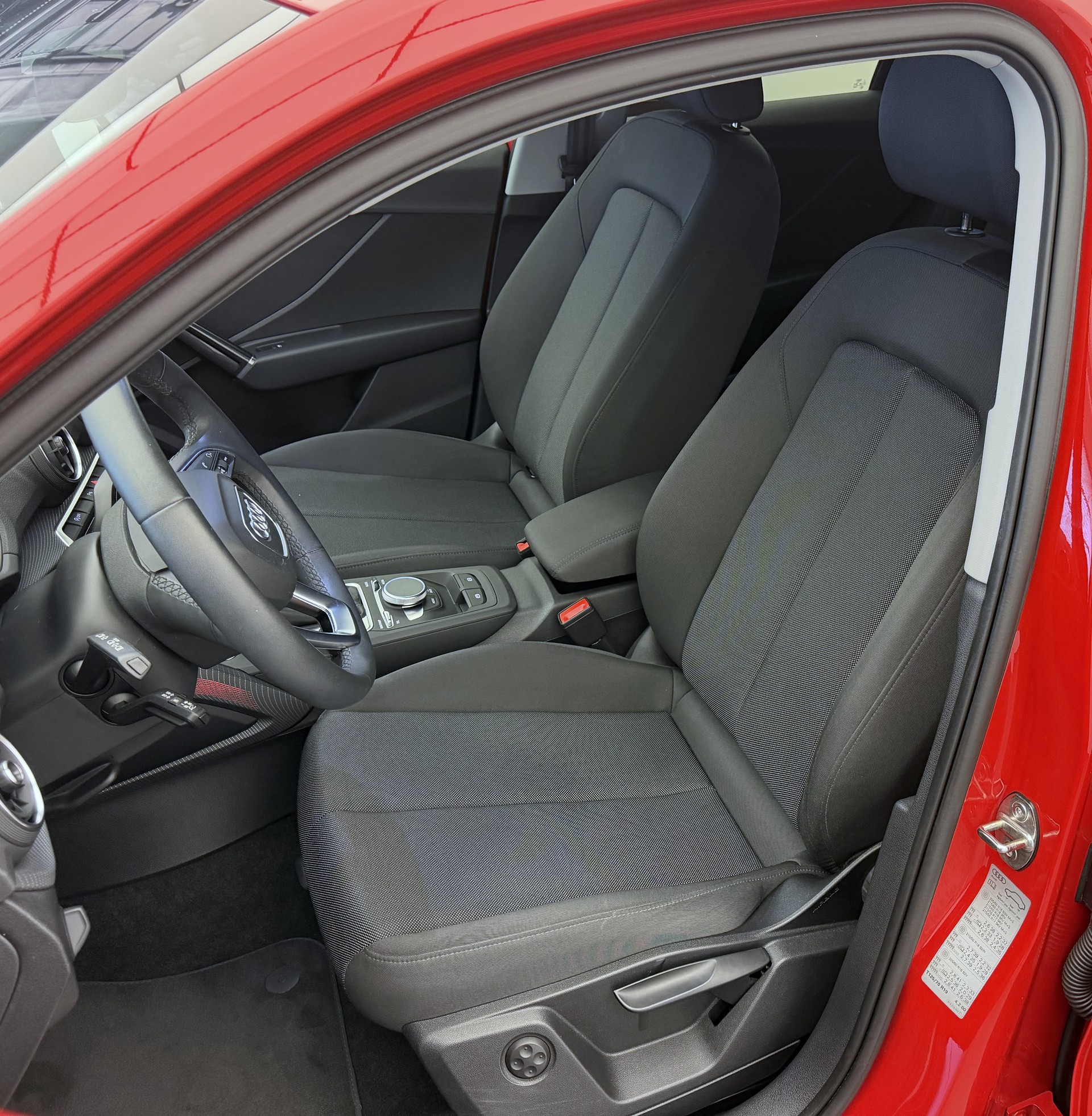 AUDI Q2 40 TFSI advanced Attraction quattro S-tronic-image-5