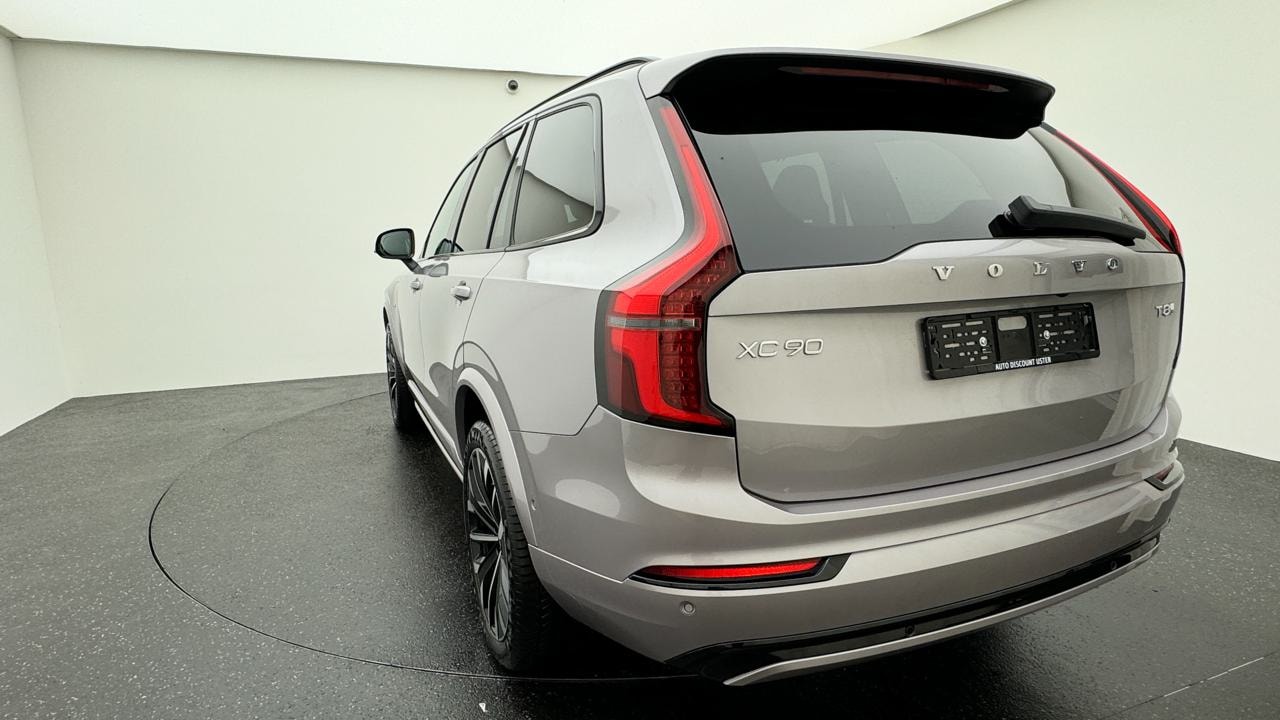 VOLVO XC90 T8 AWD PluginHybrid Ultra Dark Geartronic-image-2