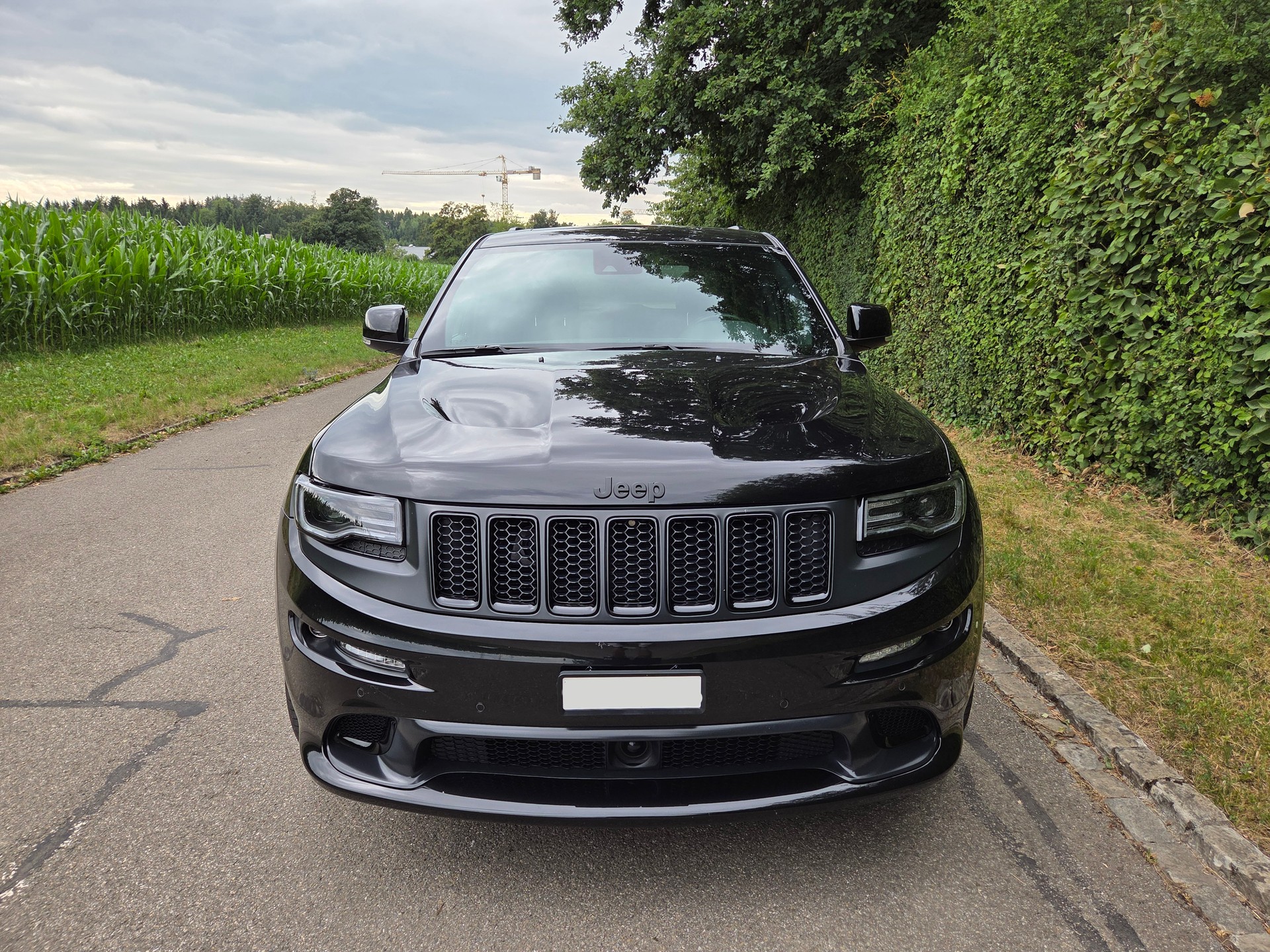 JEEP 6.4 V8 HEMI SRT8 Night-image-3