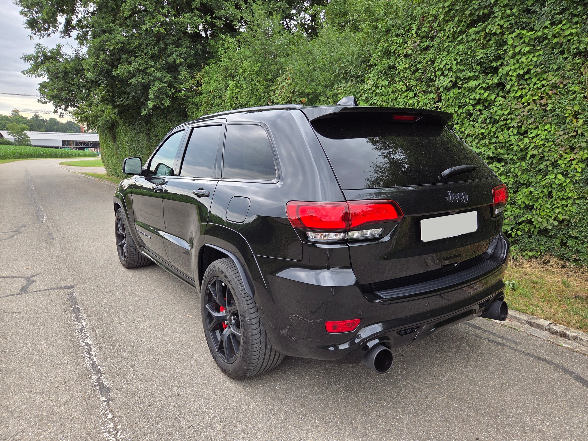 JEEP 6.4 V8 HEMI SRT8 Night-image-5