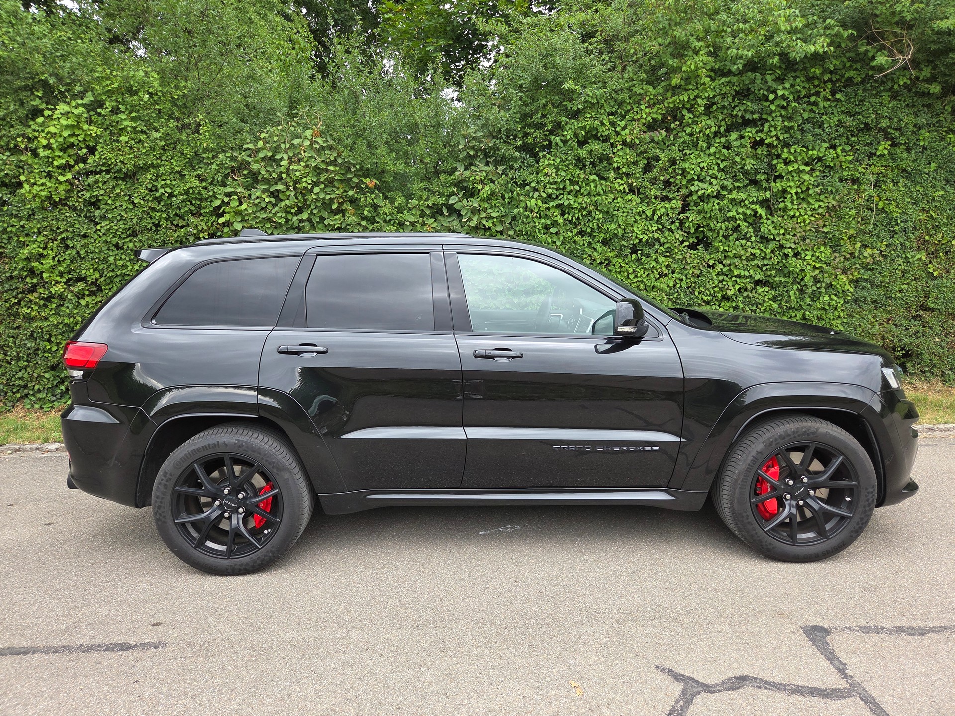 JEEP 6.4 V8 HEMI SRT8 Night-image-1