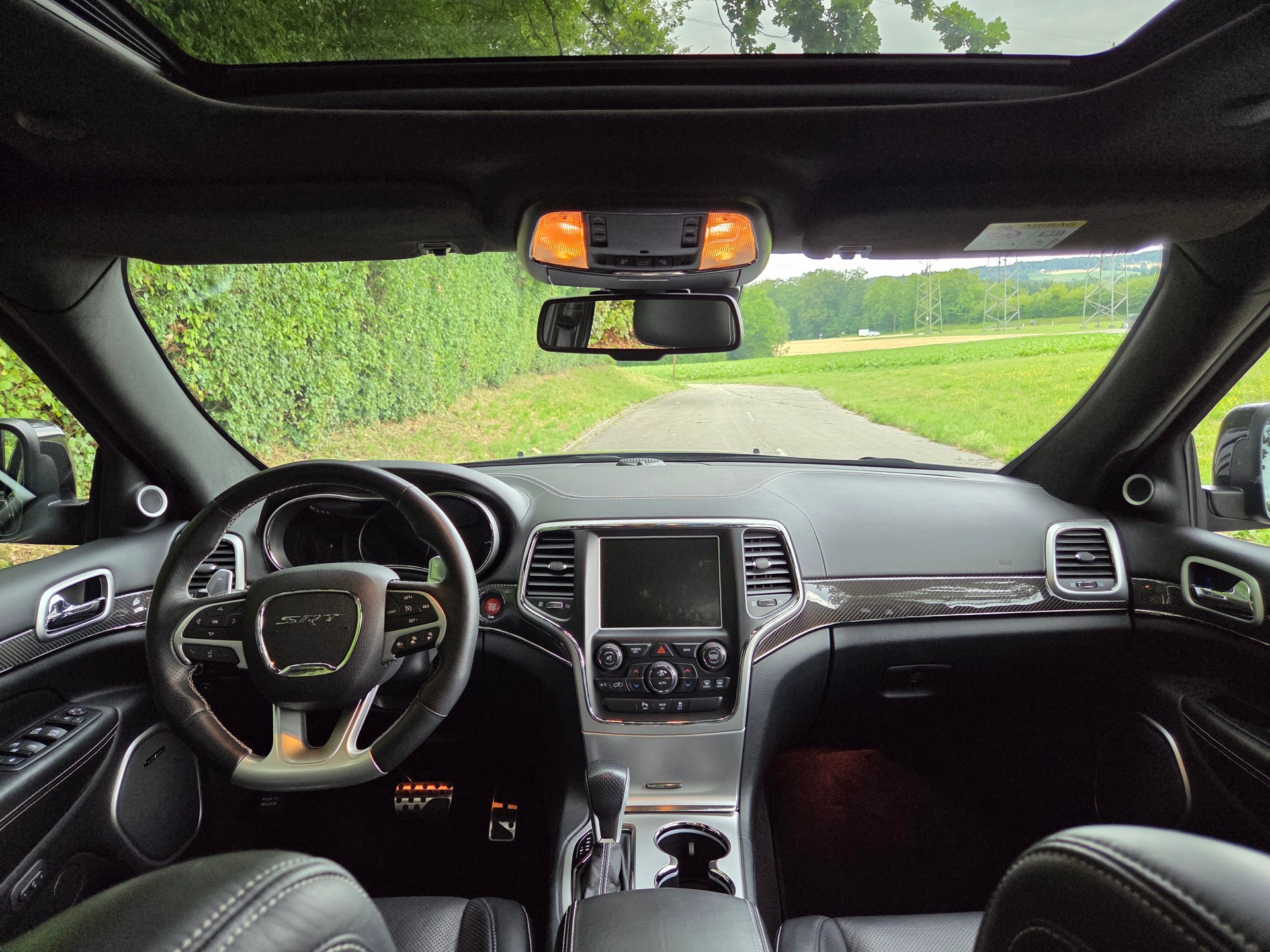 JEEP 6.4 V8 HEMI SRT8 Night-image-8