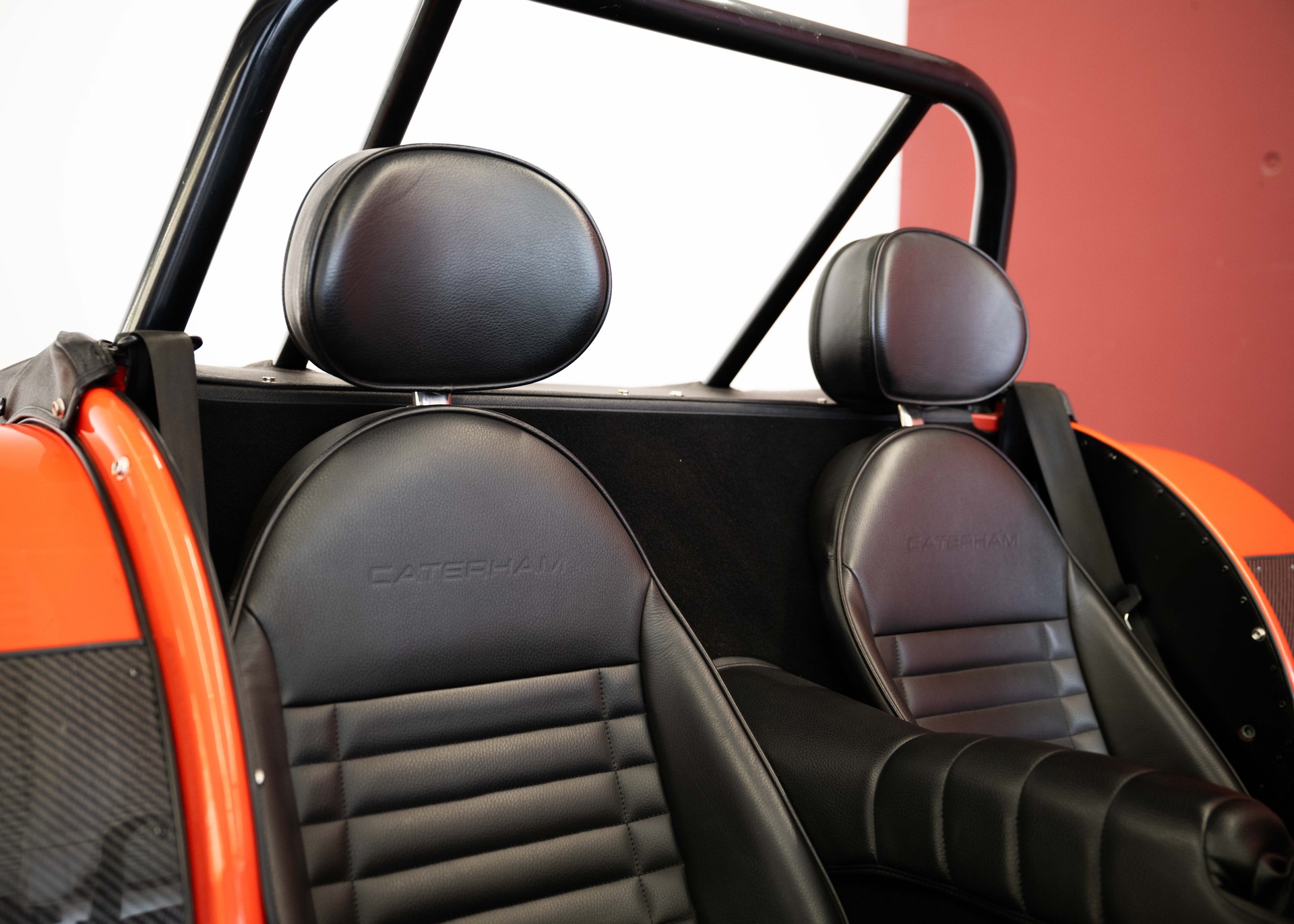 CATERHAM Seven 340S SV (MY25, Swiss car, Arancio Argos exclusive paint, Caterham service history, 12-month warranty)-image-26