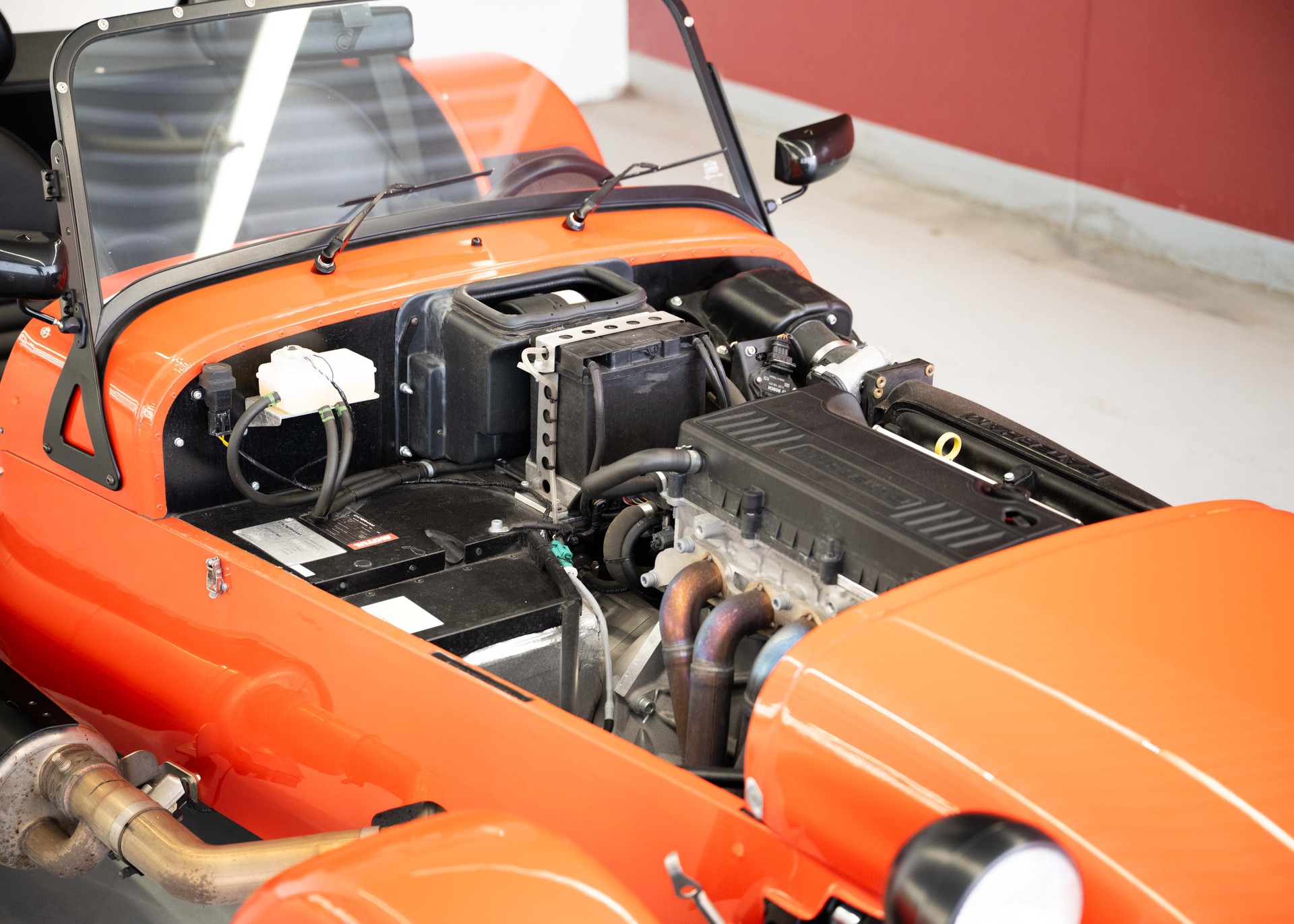 CATERHAM Seven 340S SV (MY25, Swiss car, Arancio Argos exclusive paint, Caterham service history, 12-month warranty)-image-15