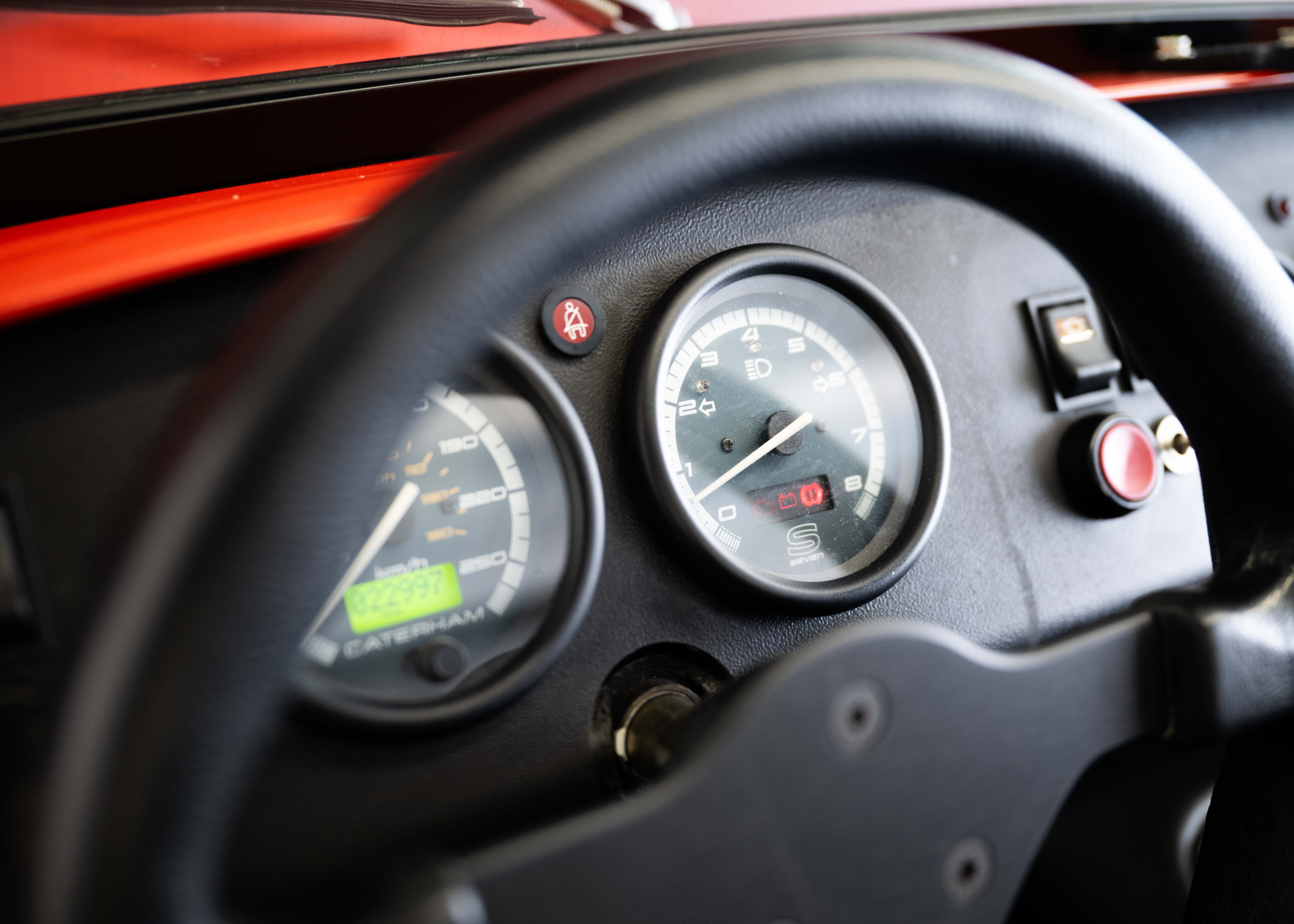 Image CATERHAM SEVEN Seven 340S SV (MY25, Swiss car, Arancio Argos exclusive paint, Caterham service history, 12-month warranty) - RESERVED !