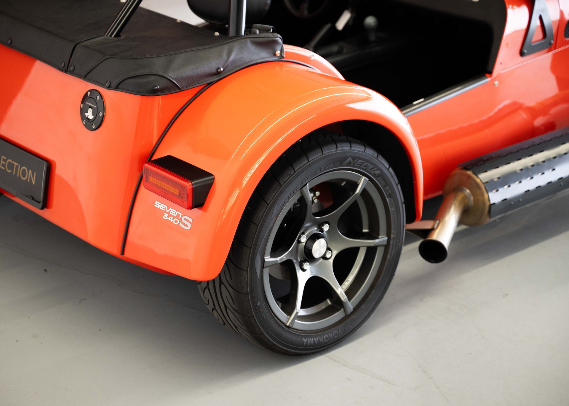 CATERHAM Seven 340S SV (MY25, Swiss car, Arancio Argos exclusive paint, Caterham service history, 12-month warranty)-image-14