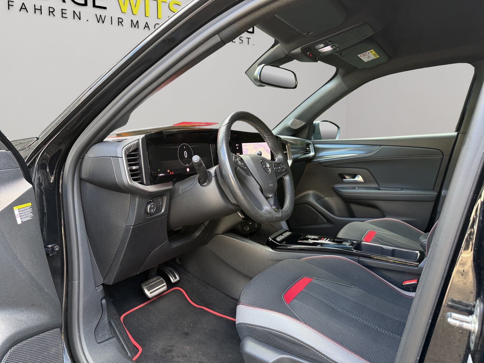 OPEL Mokka 1.2 Turbo Team Suisse-image-12
