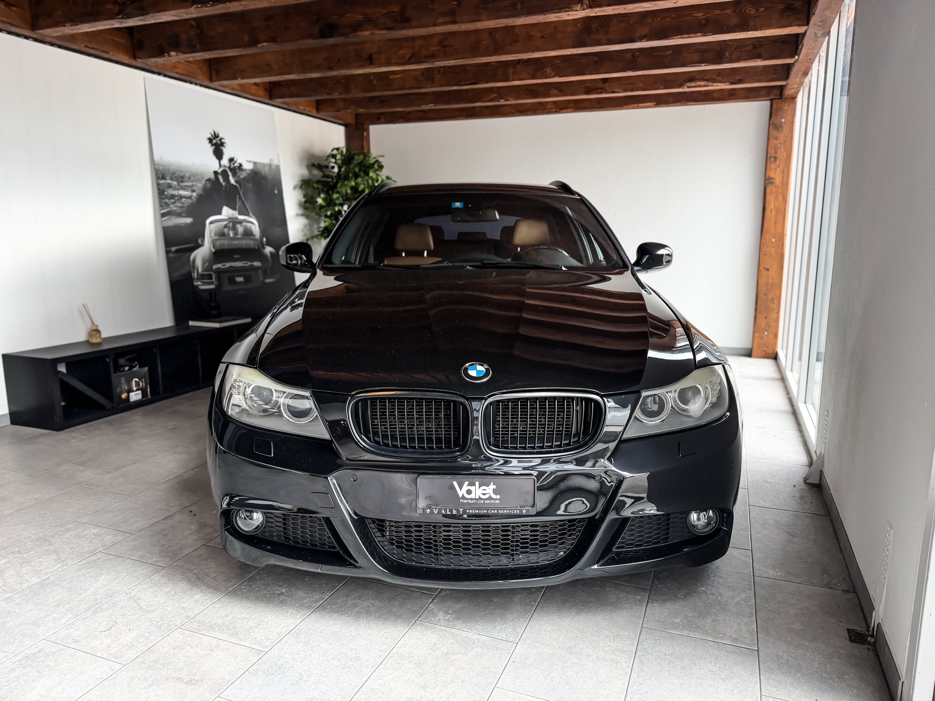 BMW 320d Touring Steptronic-image-2