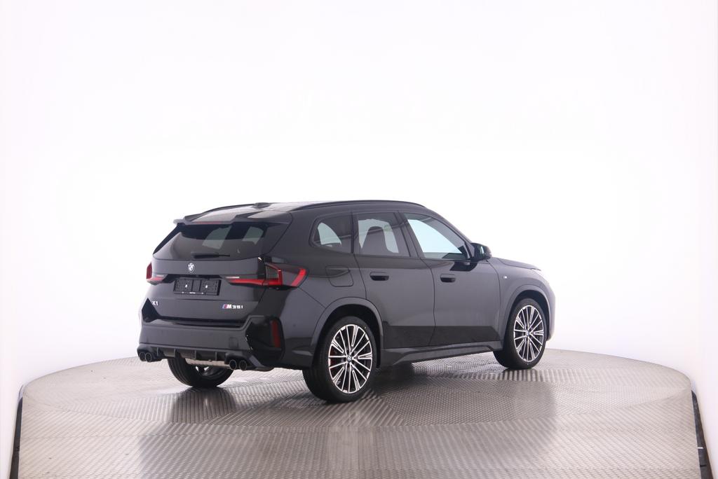BMW X1 M35i-image-7