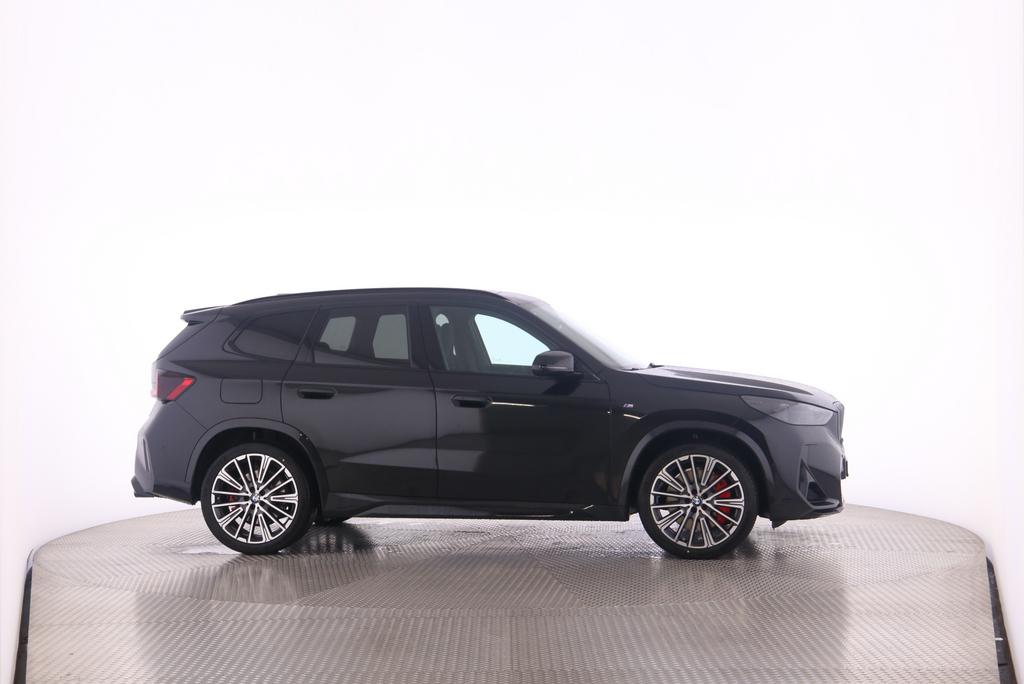 BMW X1 M35i-image-11