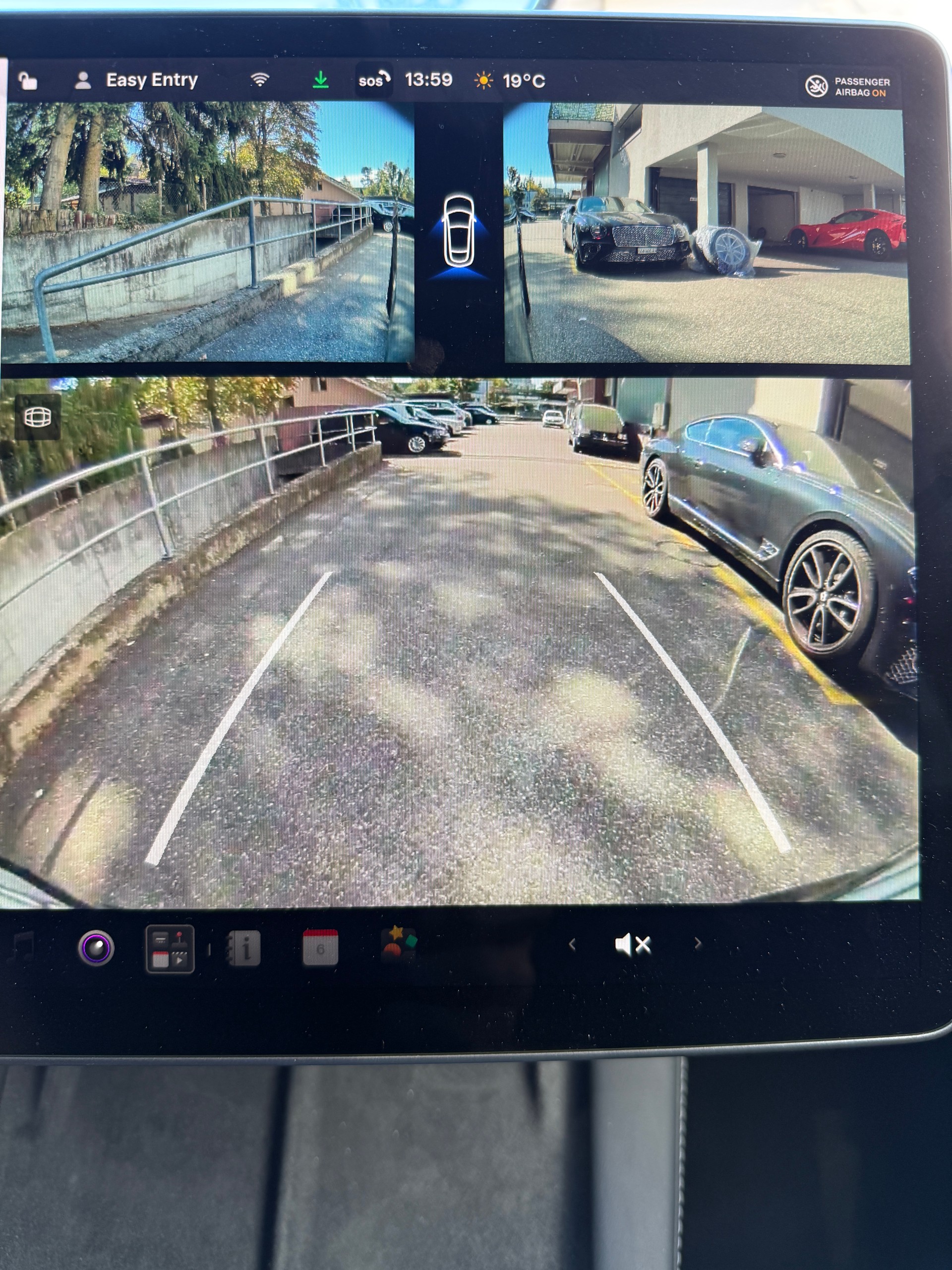 TESLA Model Y Performance All Black | AHK 1’600 kg | Hardware 4.0 | 514 km WLTP | 534 PS | Made in Berlin | Werksgarantie-image-9