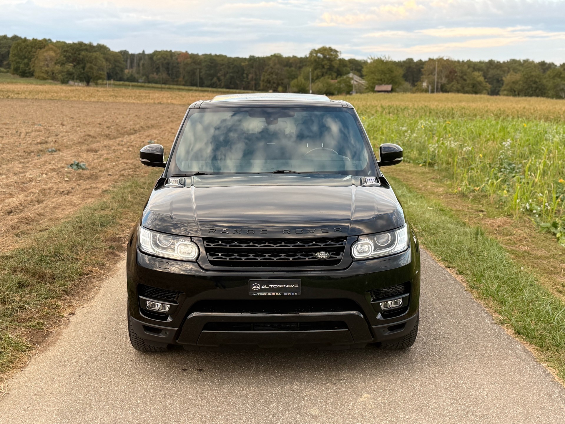 LAND ROVER Range Rover Sport 3.0 SDV6 HSE Automatic-image-2
