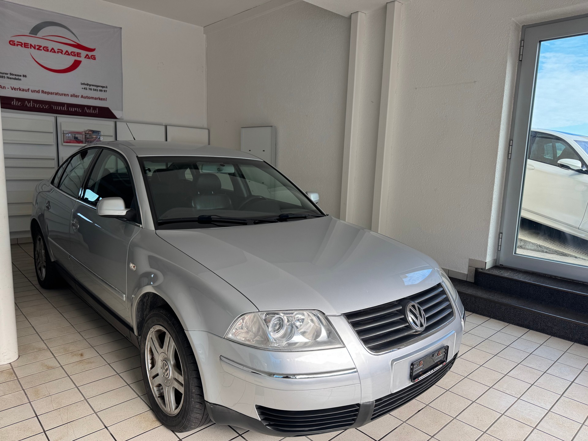 VW Passat 2.8 V6 4Motion Comfortline-image-1