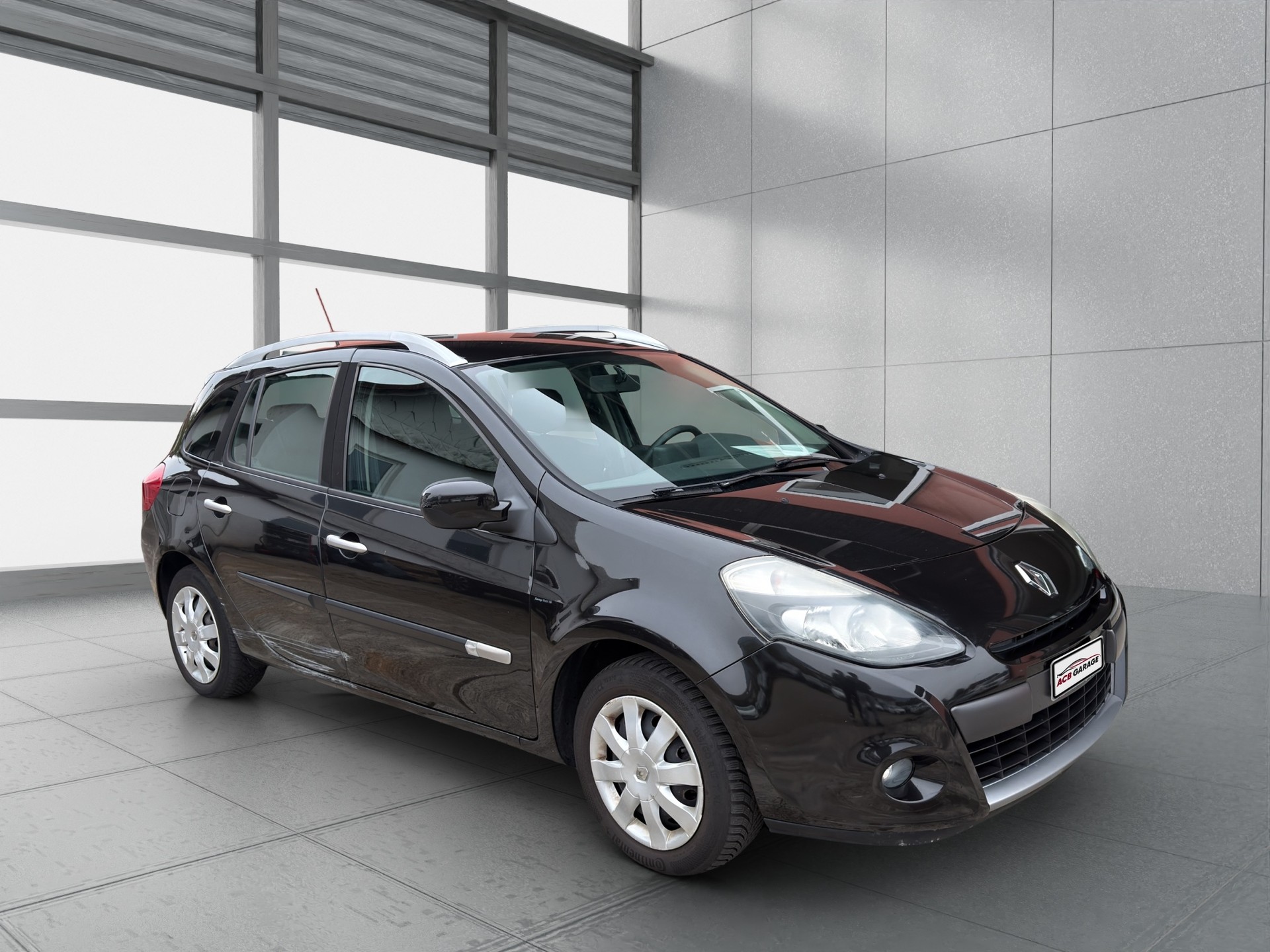 RENAULT Clio Grandtour 1.6 16V Exception Automatic-image-2